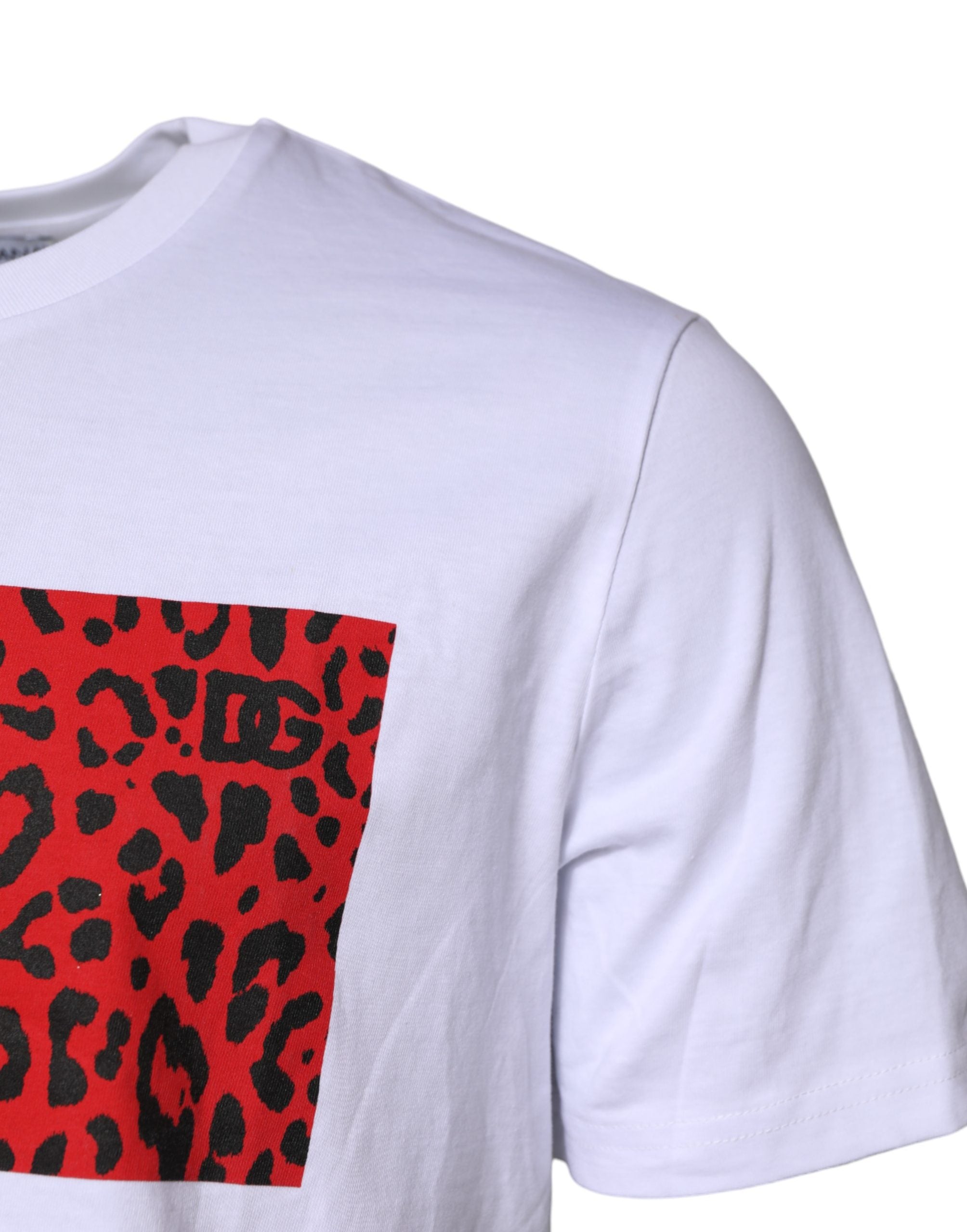 T-shirt en coton blanc Dolce & Gabbana avec motif léopard et col rond, vue de face.