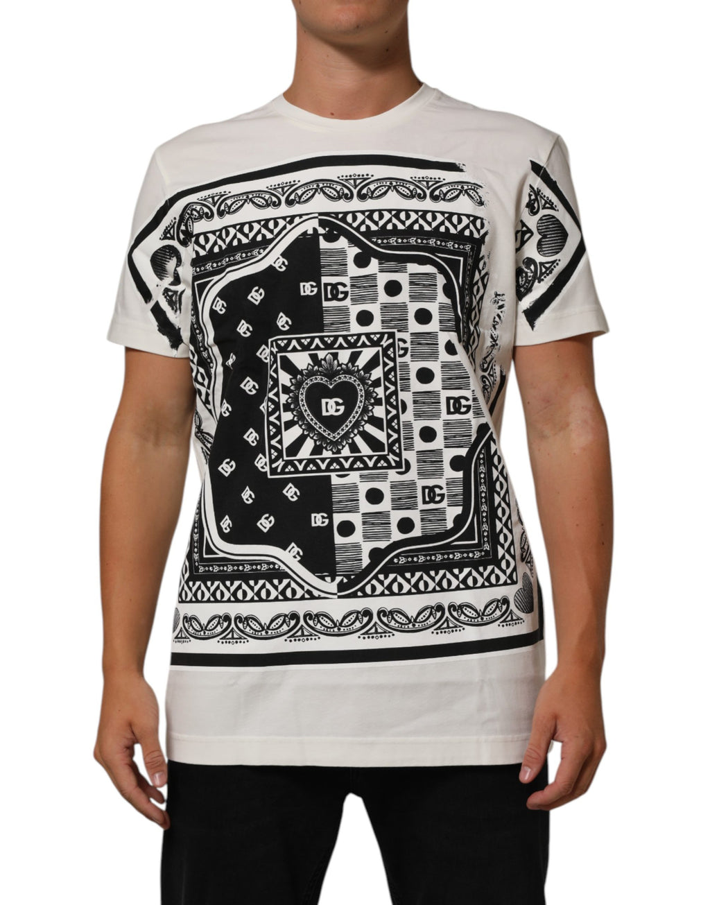 T-shirt à manches courtes blanc Dolce & Gabbana en coton avec imprimé bandana, col rond, style décontracté.