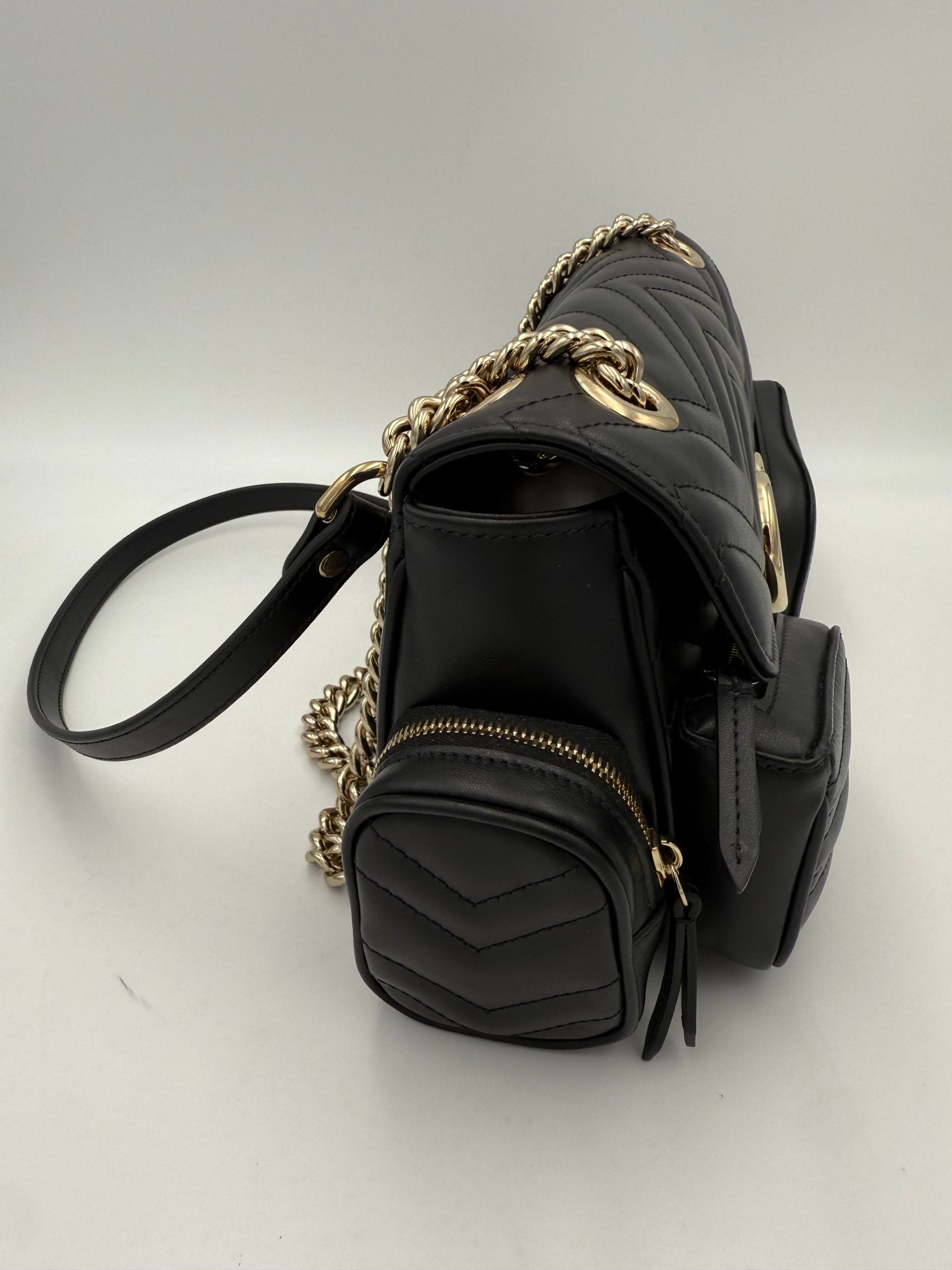 Sac à main Gucci Marmont édition limitée, en cuir matelassé avec logo double G métallique, pour femmes.