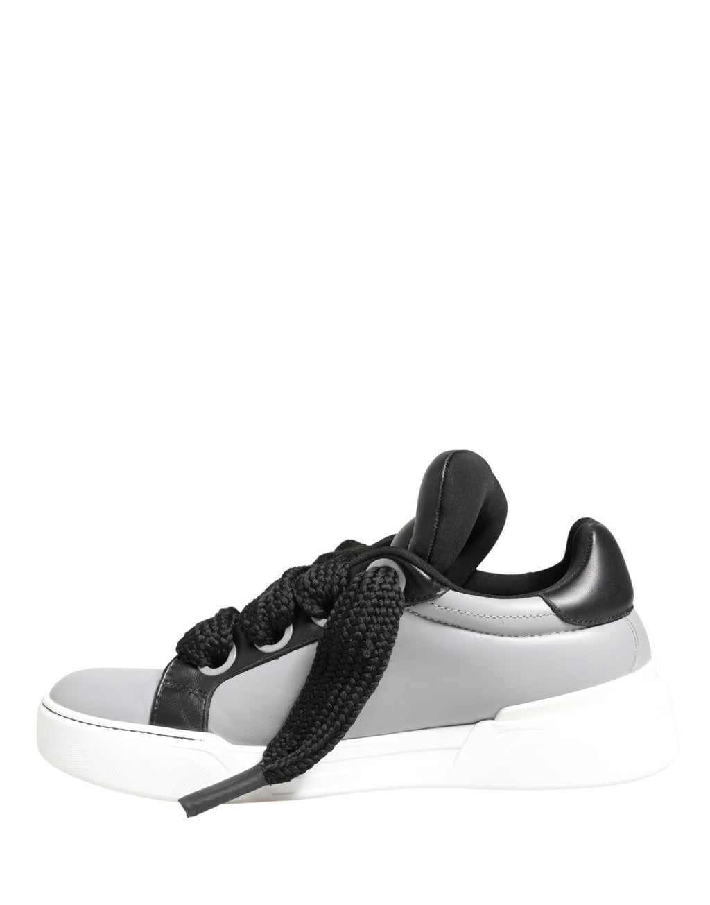 Chaussures Dolce & Gabbana en cuir gris, baskets basses à lacets pour homme, style décontracté et élégant.