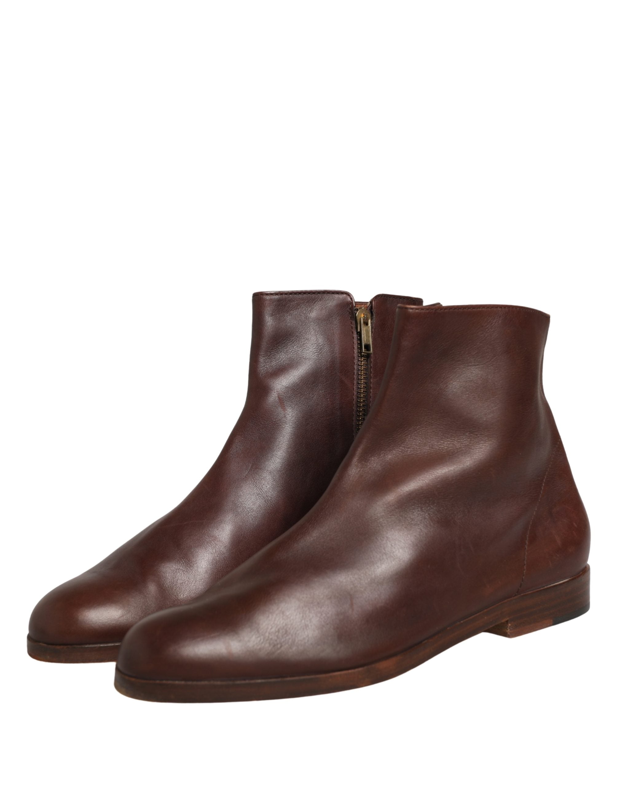 Chaussures Dolce & Gabbana bottines plates en cuir brun, style biker, à la cheville.