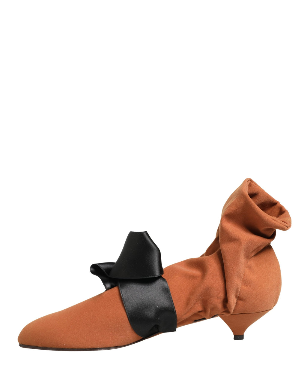Bottes en daim marron et noir Dolce & Gabbana, chaussures élégantes pour femmes, détails en cuir et talons compacts.