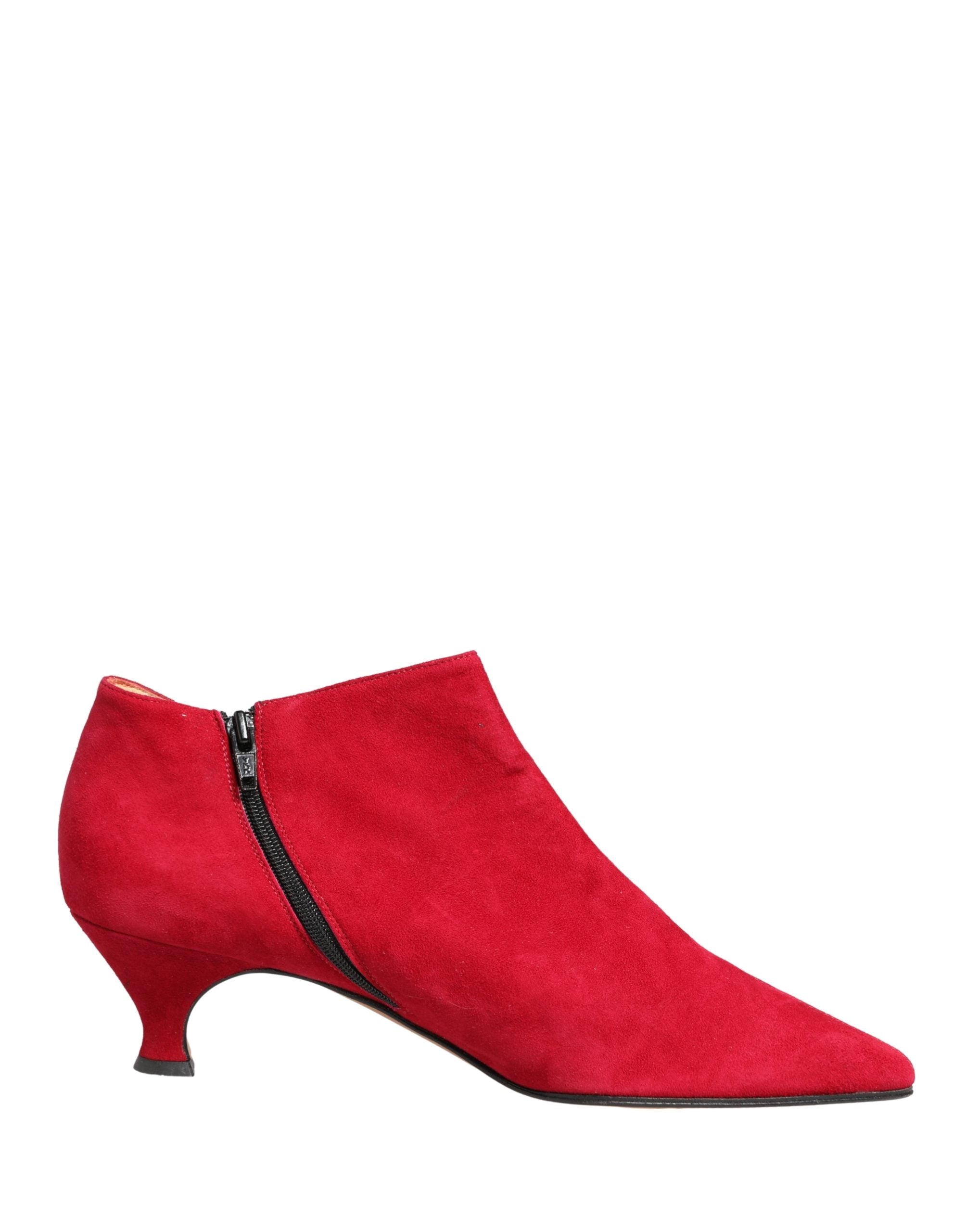 Bottines en daim rouge Dolce & Gabbana pour femme, chaussures à chevilles avec semelle élégante.