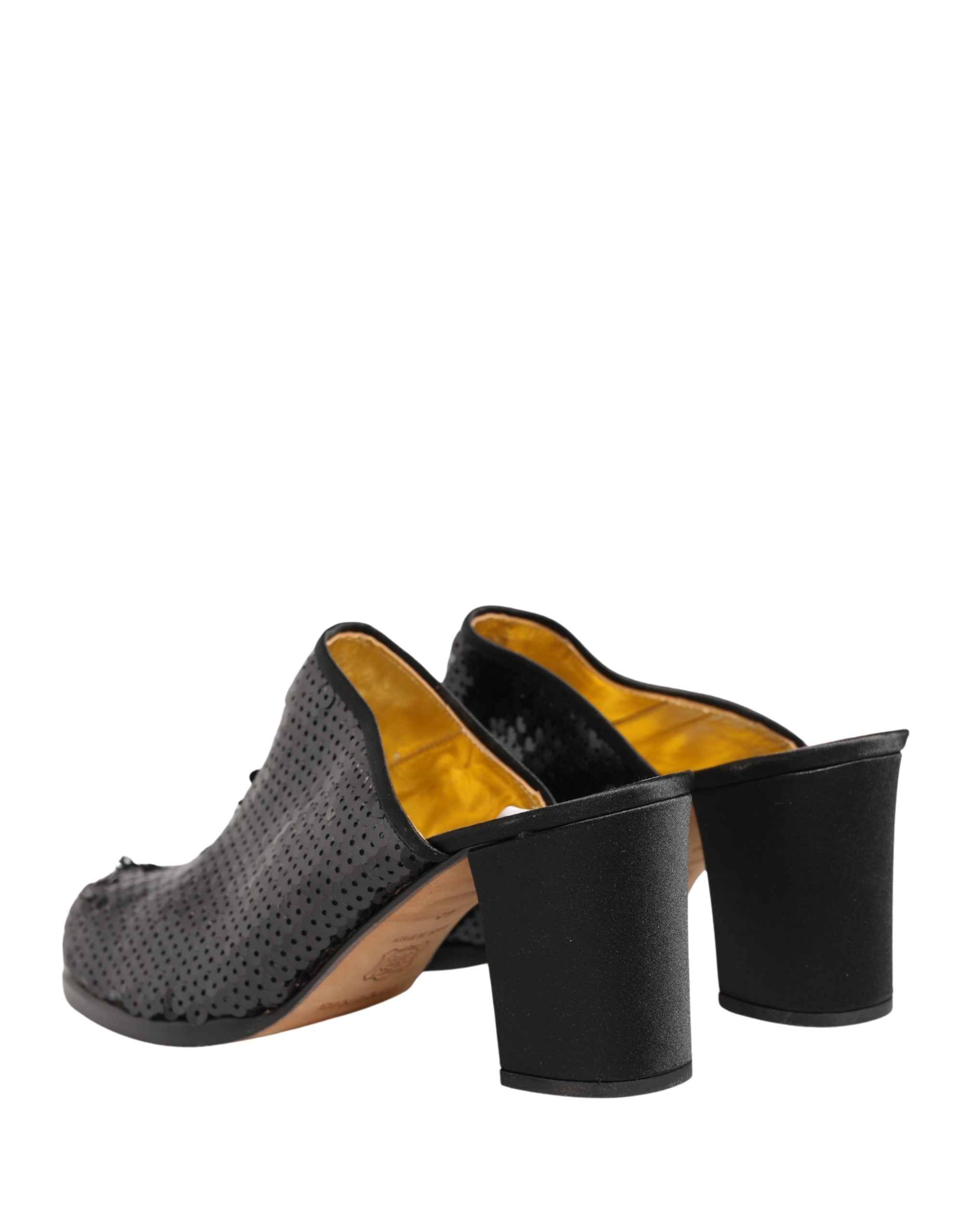 Mules Dolce & Gabbana noires ornées de sequins brillants, chaussures élégantes en style chic et sophistiqué.