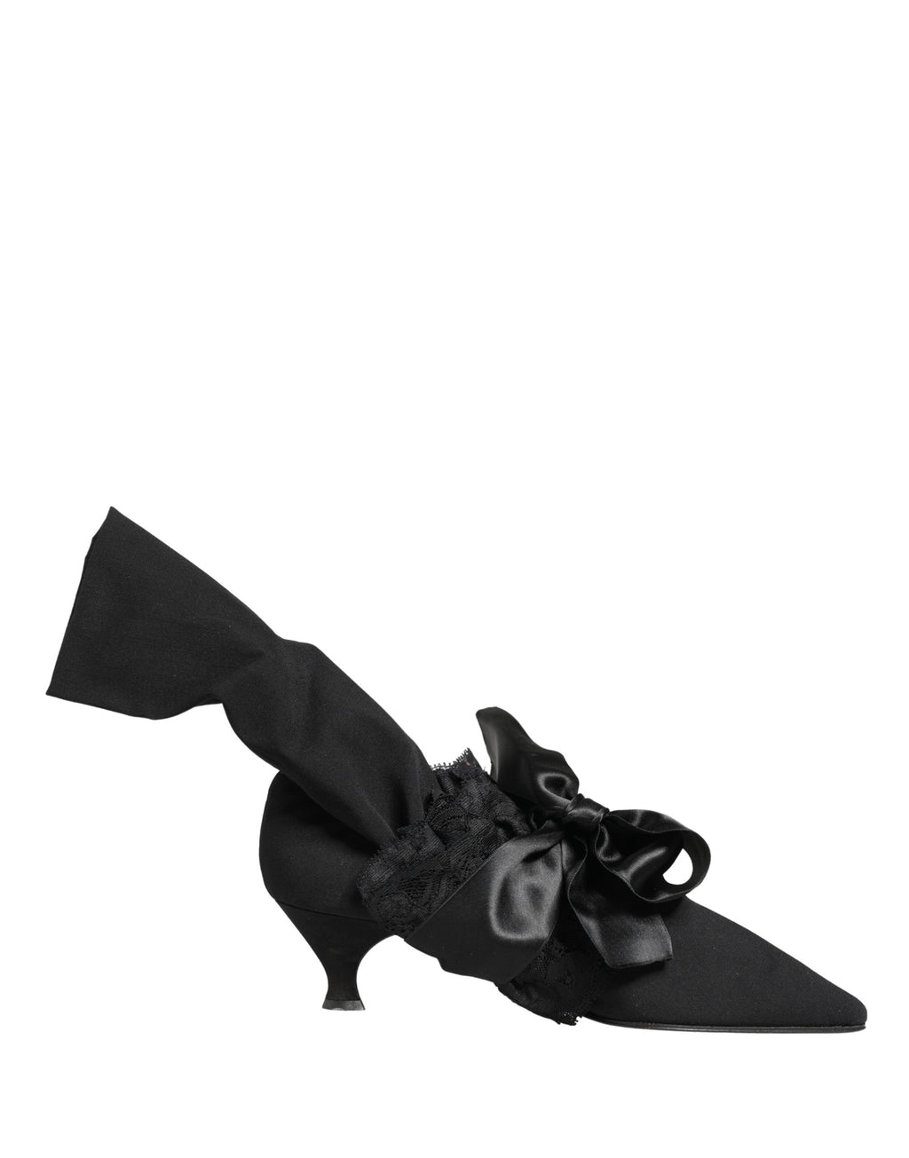 Bottes en daim noir de hauteur mi-mollet de la marque Dolce & Gabbana, vues de face sur fond blanc.