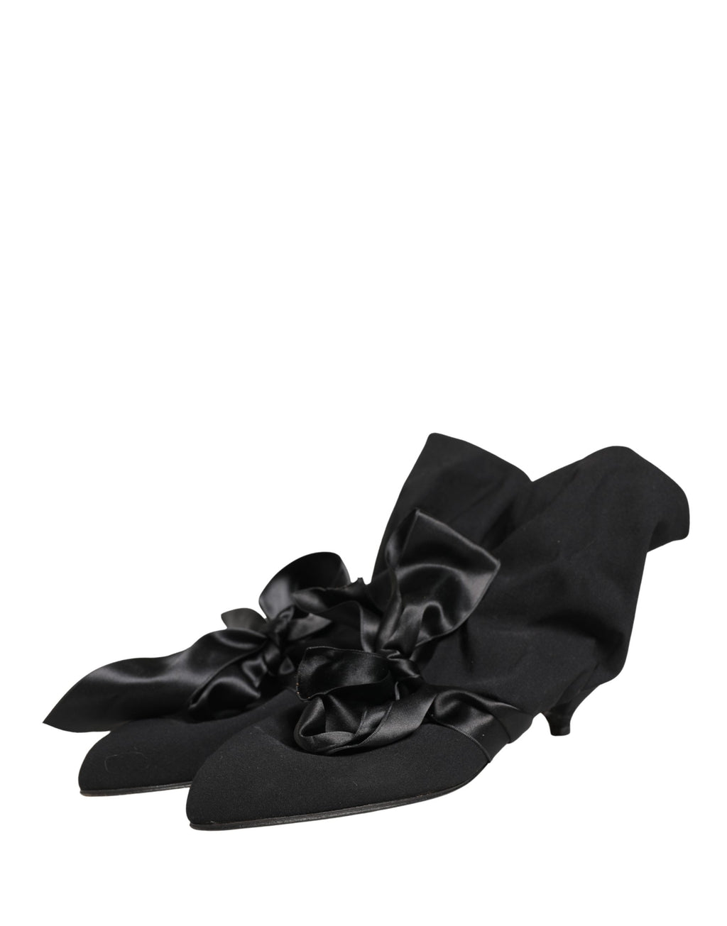 Chaussures bottines en daim noir Dolce & Gabbana pour femme, vue de côté, avec semelle en cuir et détails élégants.