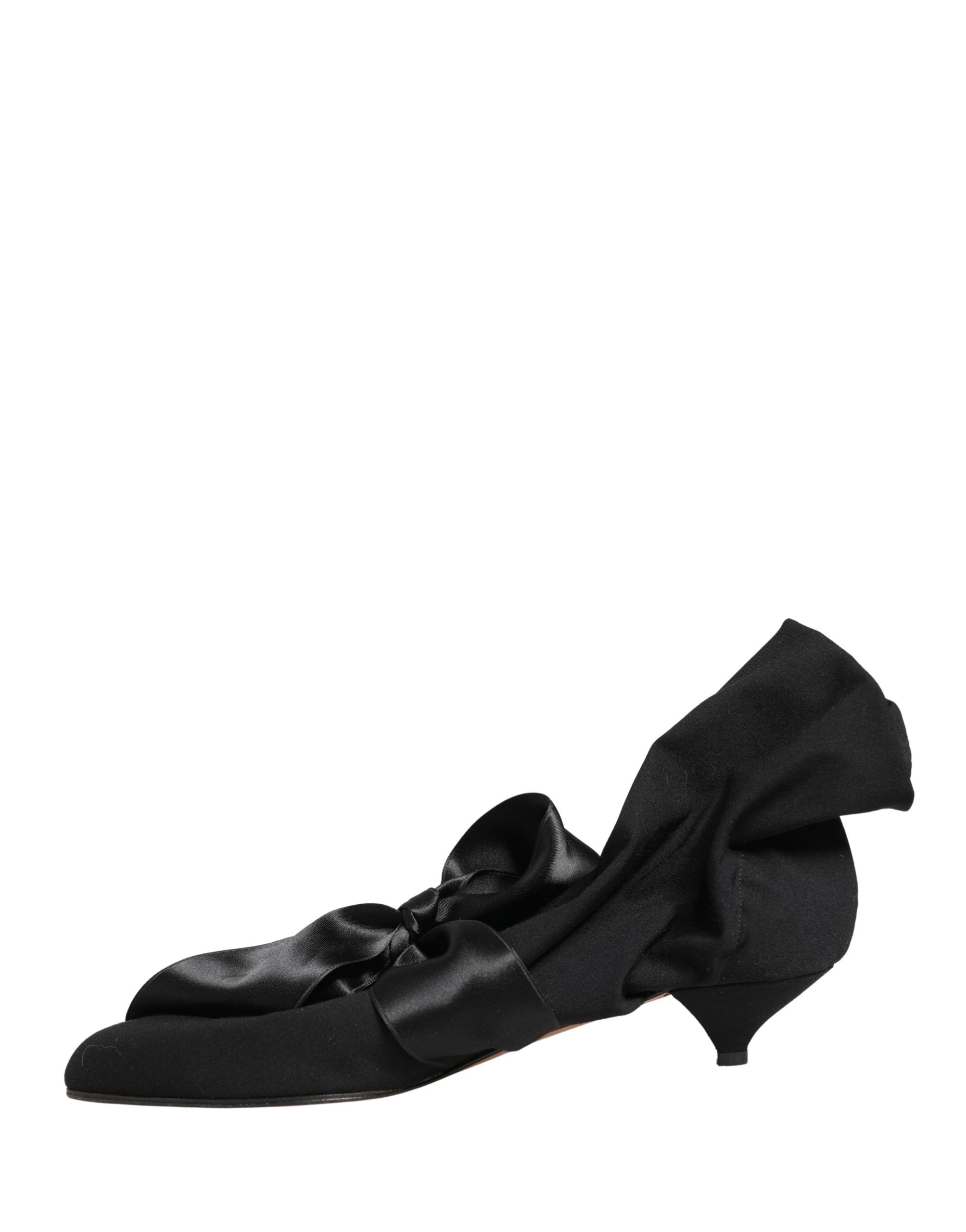 Bottines en daim noir pour femme de Dolce & Gabbana, chaussures à talon court et bout pointu, vue de face.