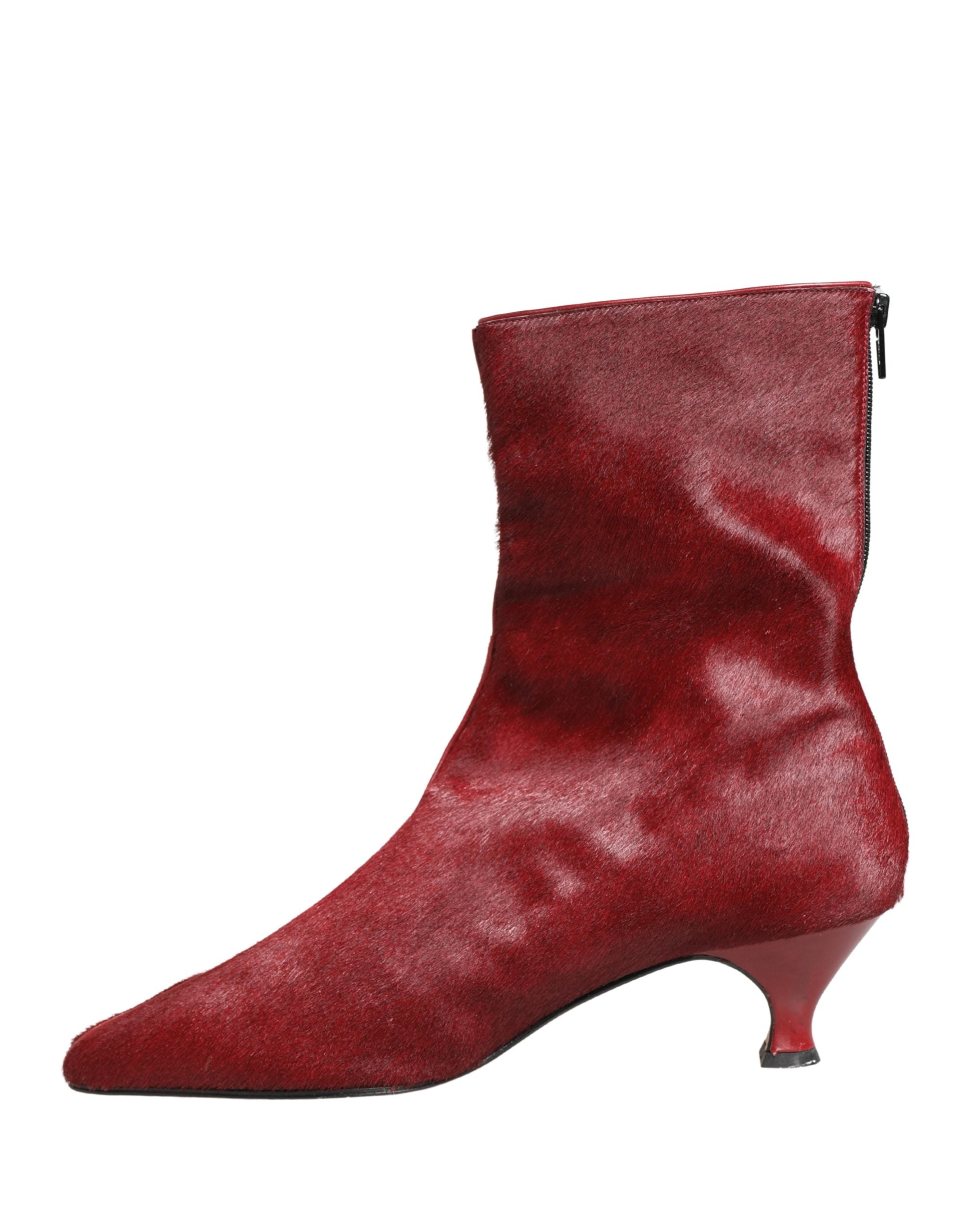 Chaussures Dolce & Gabbana en cuir bourgogne, bottines mi-mollet élégantes avec talons pour femme.