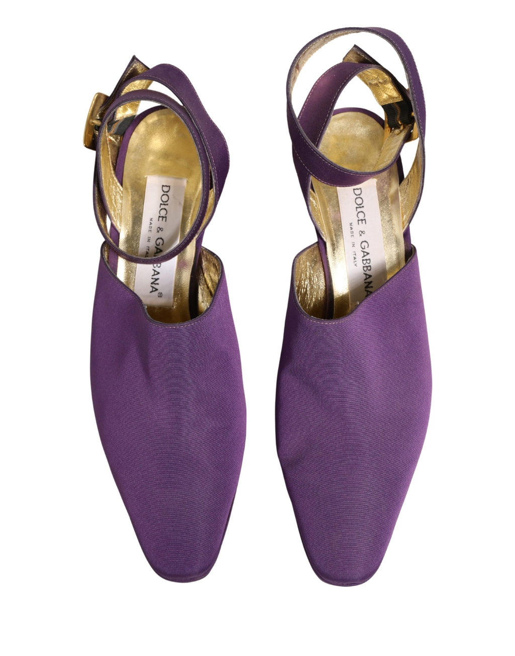 Sandales en daim violet Dolce & Gabbana avec semelle élégante et design sophistiqué, vues de côté.