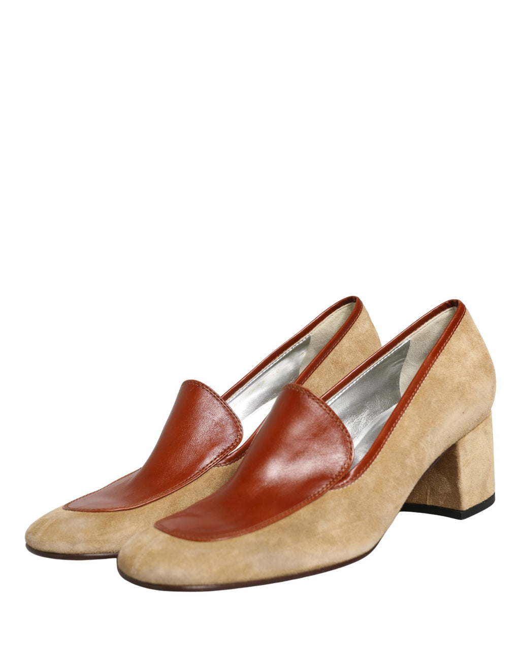 Chaussures Dolce & Gabbana loafers en cuir beige avec talons blocs en suède, élégantes et sophistiquées.
