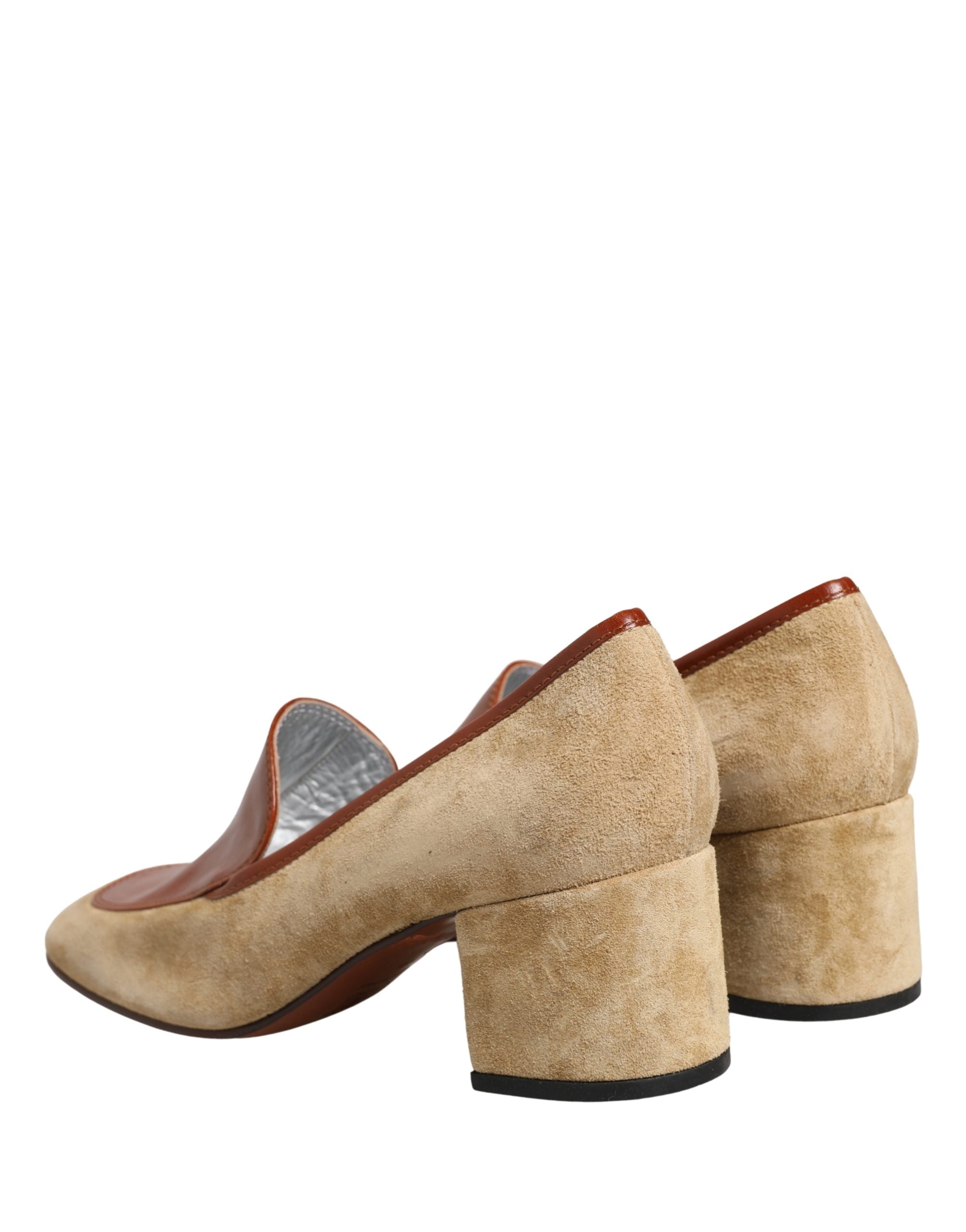 Chaussures à talons blocs en cuir et daim beige de Dolce & Gabbana, loafers élégants et sophistiqués.