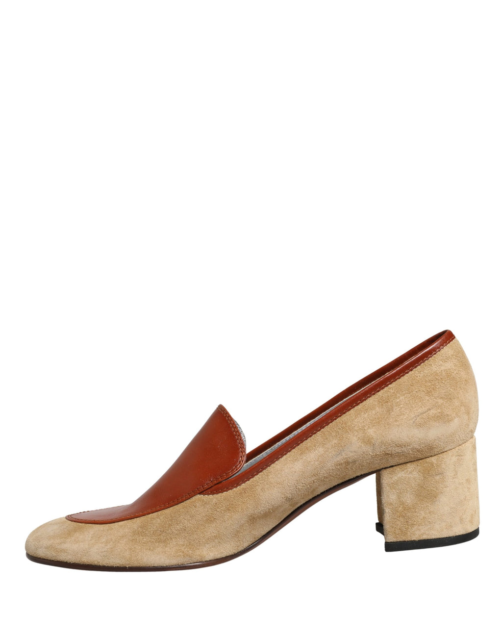 Chaussures mocassins en cuir beige et daim à talon bloc de Dolce & Gabbana, vue de côté.