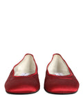 Chaussures ballerines Dolce & Gabbana en satin rouge, slip-on élégantes pour femmes, vue de face.
