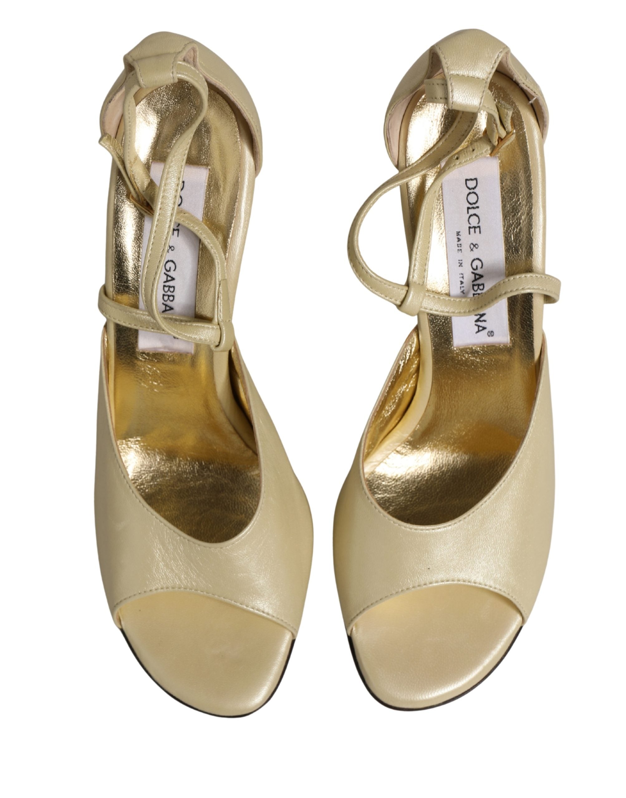 Sandales à talons stilettos en cuir beige de Dolce & Gabbana, chaussures élégantes pour femmes.
