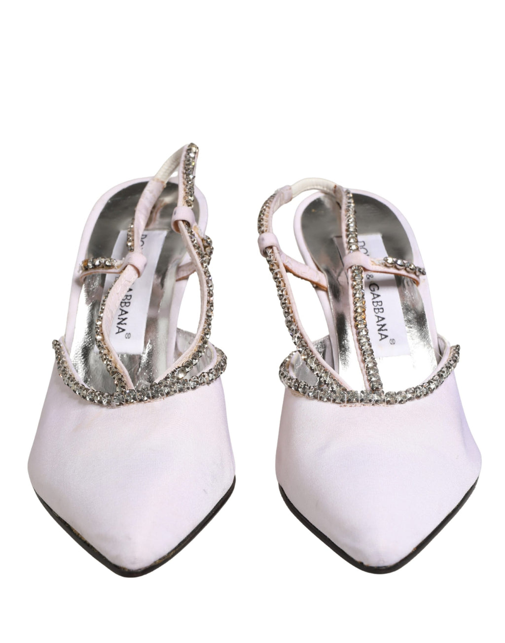 Chaussures à talons Dolce & Gabbana, slingbacks blanches avec strass et cristaux, élégantes et sophistiquées.
