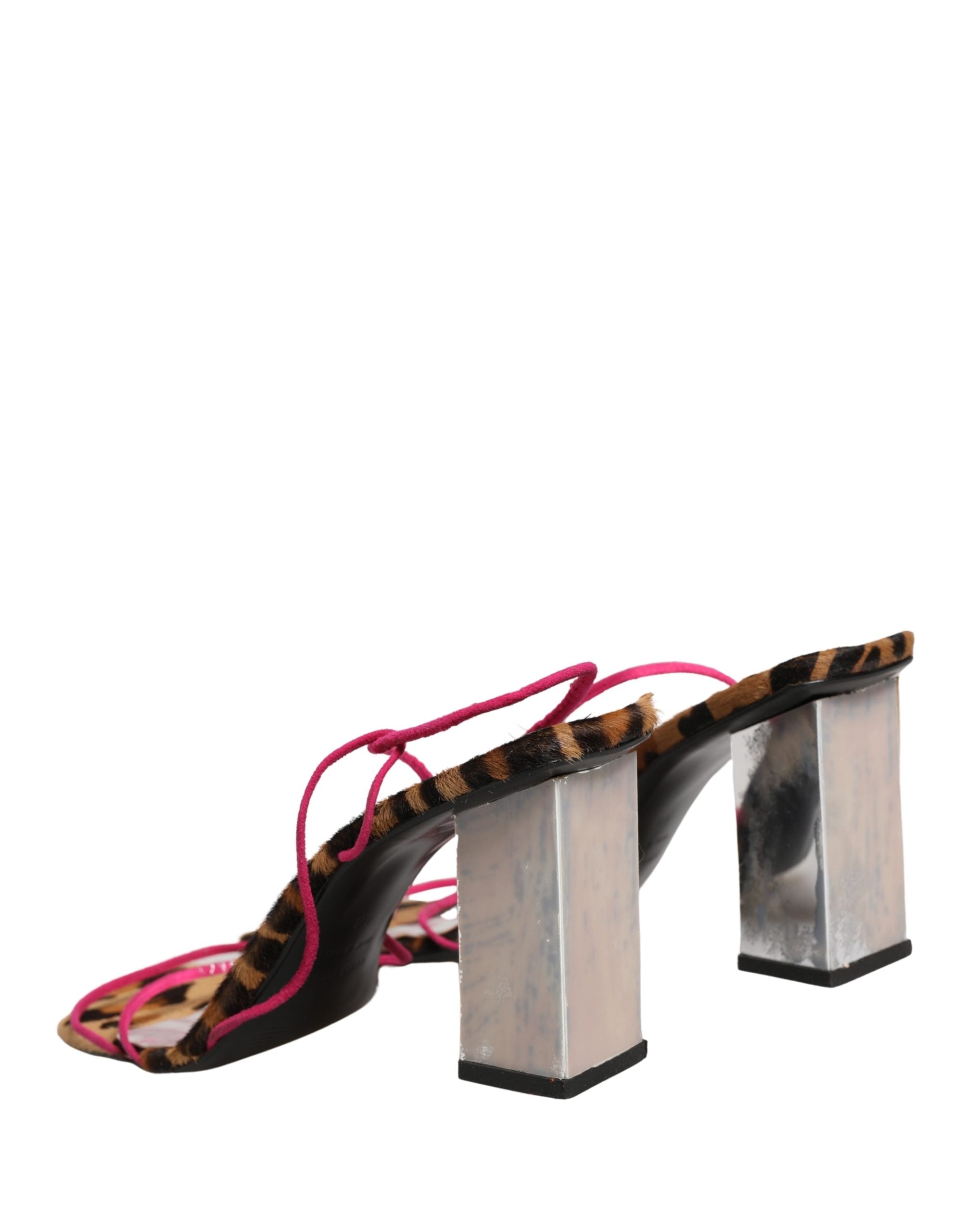 Sandales à talons en cuir multicolore de Dolce & Gabbana, modèles à talons blocs élégants et sophistiqués.