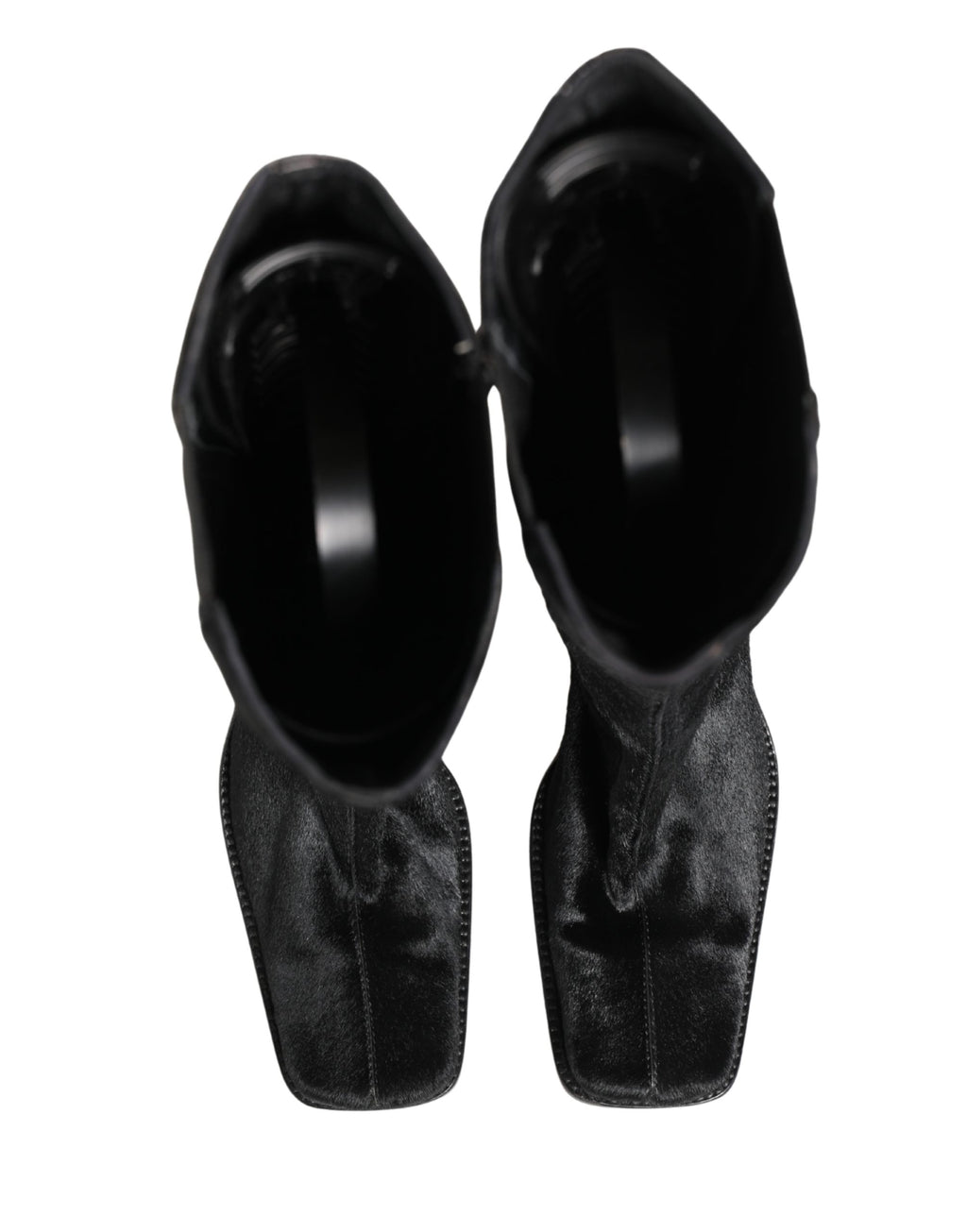 Bottes hautes en daim noir de marque Dolce & Gabbana, chaussures en cuir élégantes et sophistiquées pour femmes.
