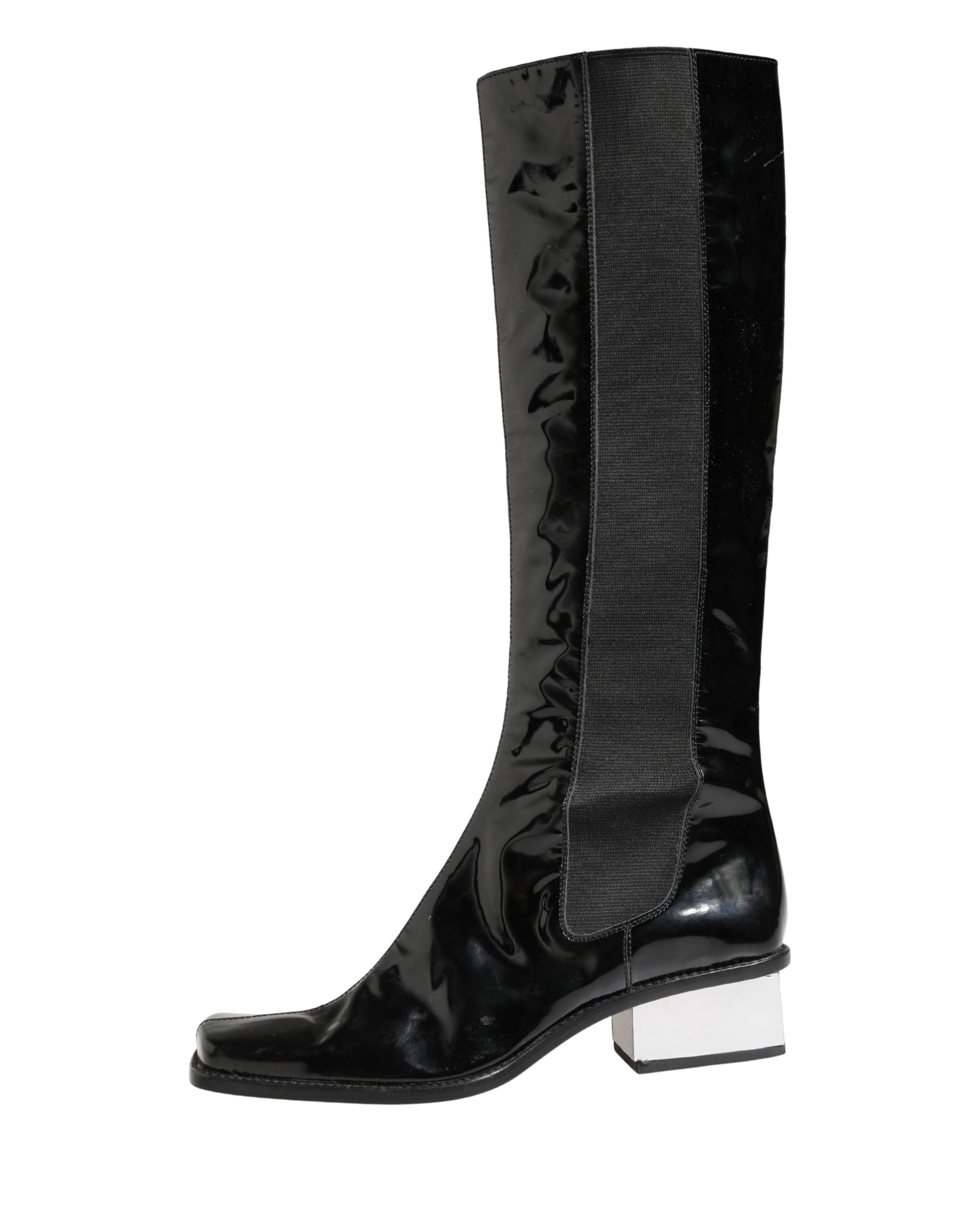 Bottes hautes en cuir verni noir de Dolce & Gabbana, chaussures élégantes en cuir brillant, style sophistiqué et mode.
