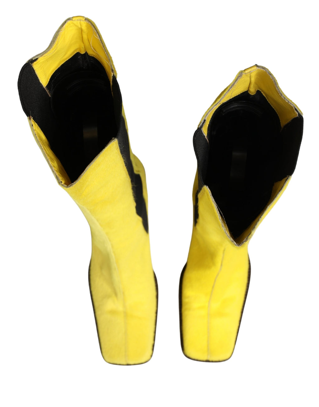 Bottes hautes en cuir jaune et noir de Dolce & Gabbana, chaussures élégantes pour femmes.