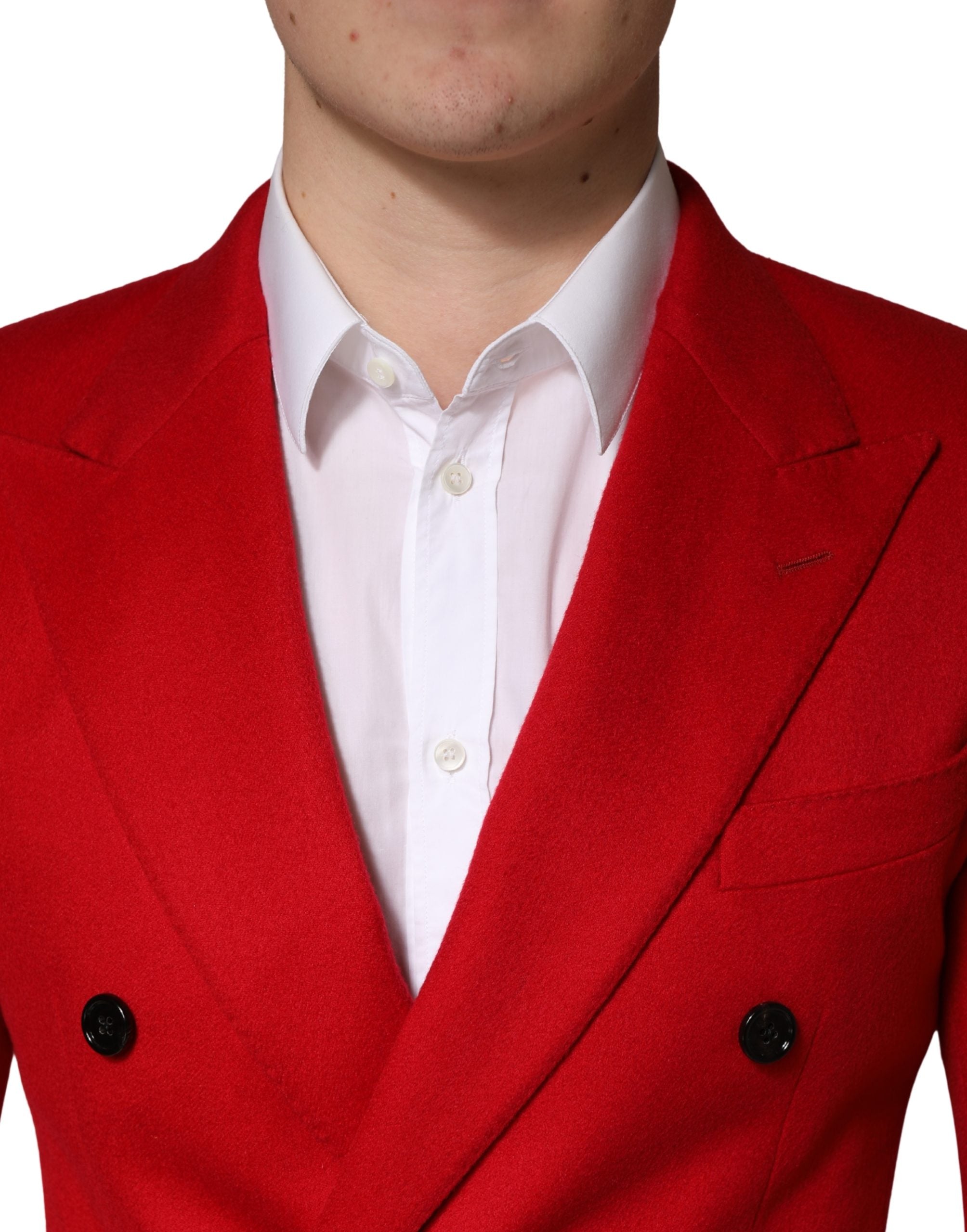 Veste blazer rouge en cachemire Dolce & Gabbana, coupe slim fit, élégante et raffinée, visible avec col et boutons sophistiqués.
