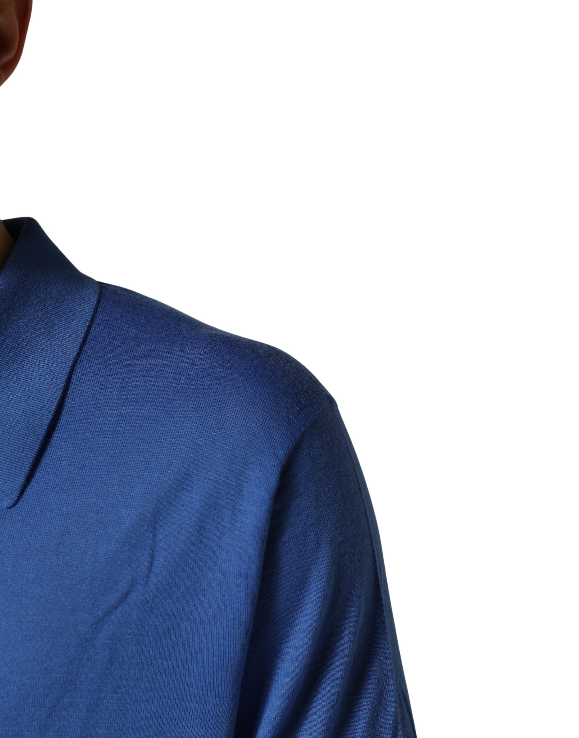 Polo pour homme Dolce & Gabbana en cachemire bleu à manches courtes, style élégant et confortable.