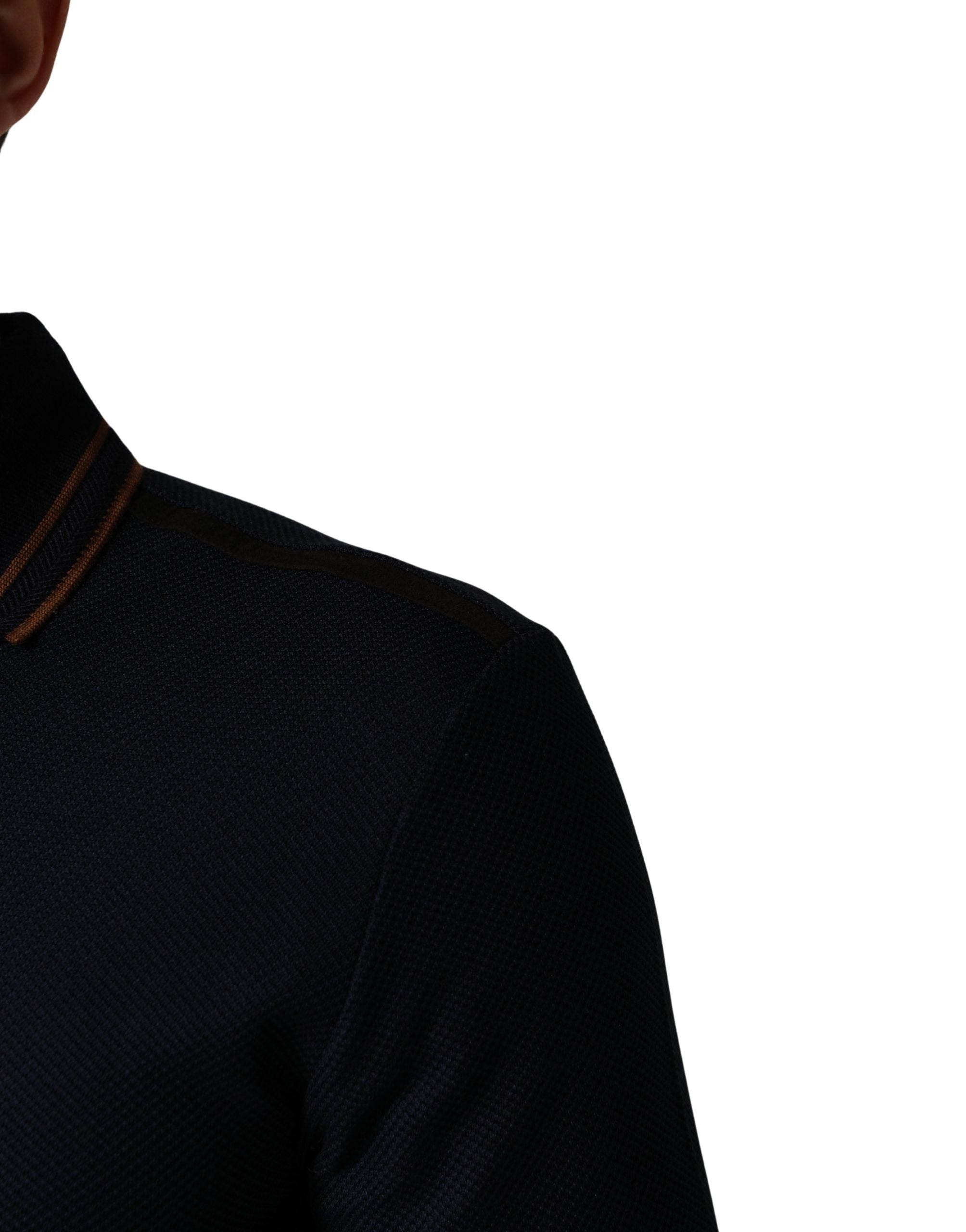 Polo homme Dolce & Gabbana en soie bleu foncé à manches courtes, style élégant et tissu doux.