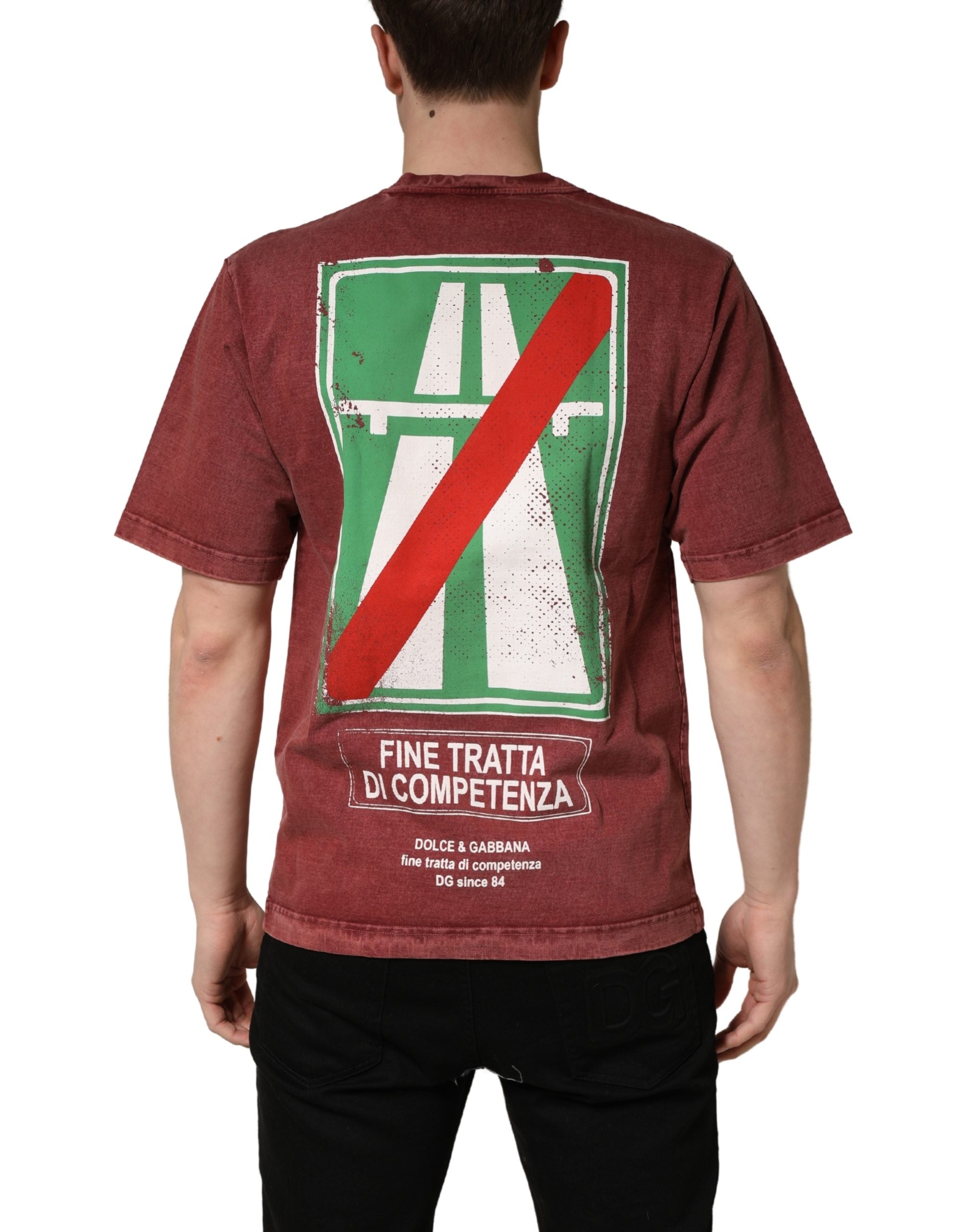 T-shirt en coton noir à manches courtes et col rond avec imprimé rouge Dolce & Gabbana, style décontracté.