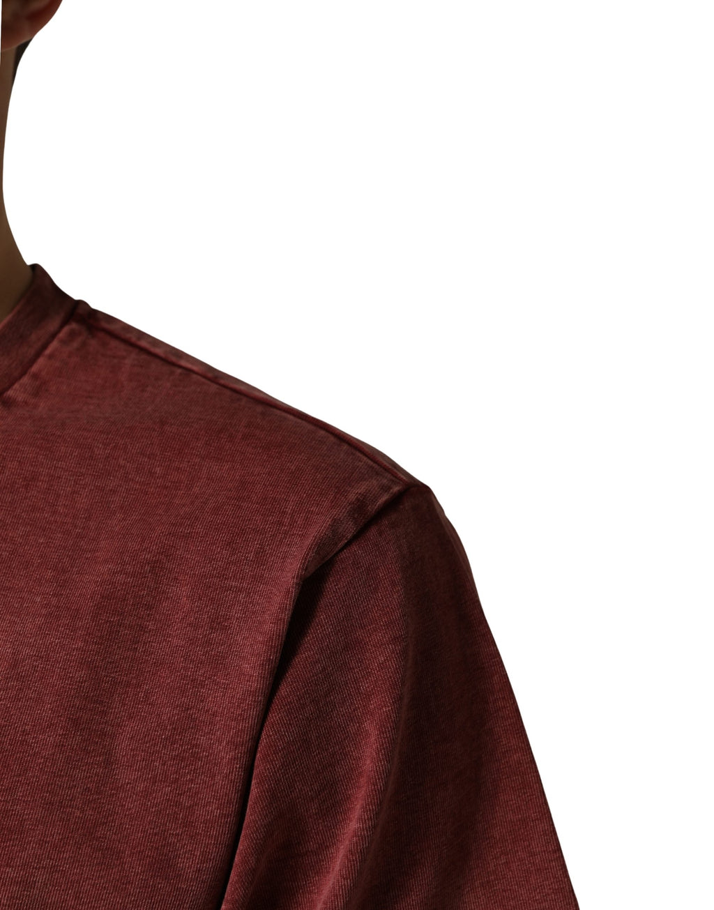 T-shirt à manches courtes et col rond Dolce & Gabbana, imprimé bordeaux, style décontracté et moderne.