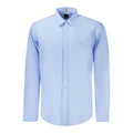 Chemise en coton homme Hugo Boss Azzurro, style élégant, couleur bleue claire, boutonnière classique, tissu léger et confortable.