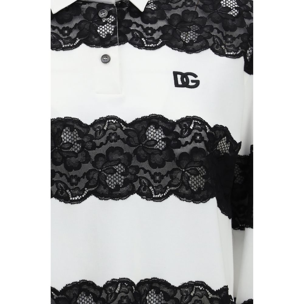 Chemise polo blanche en coton de Dolce & Gabbana, vue de face, détails du col et du logo sur la poitrine.