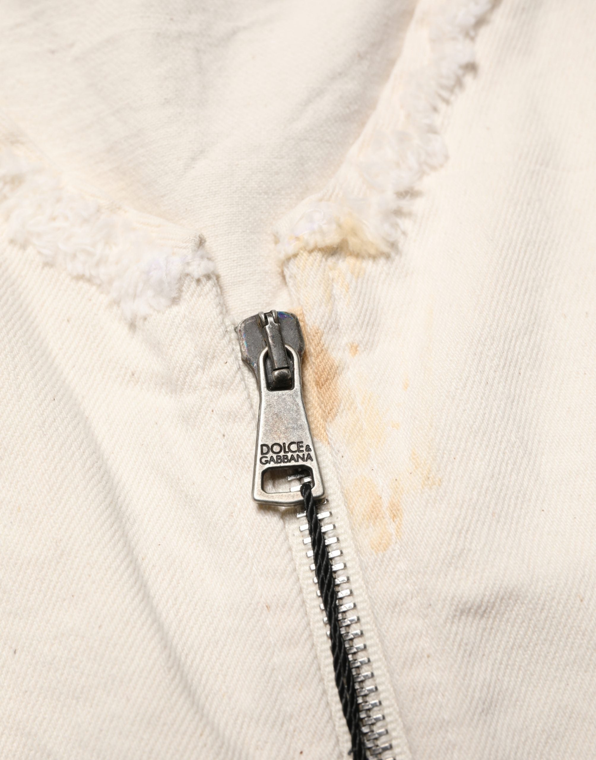 Veste denim blanche en coton Dolce & Gabbana avec fermeture éclair complète, style blouson décontracté.