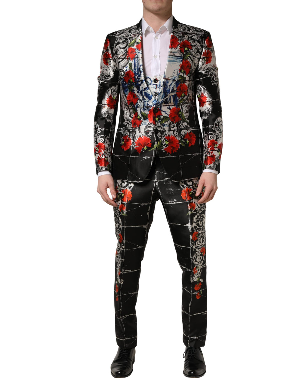 Costume formel 3 pièces noir à fleurs Dolce & Gabbana avec deux boutons, veste élégante et détails sophistiqués.