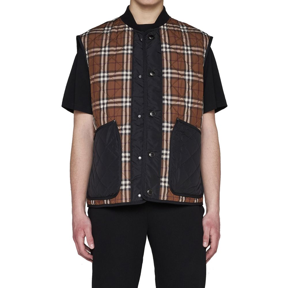 Veste sans manches en polyester marron de Burberry, style élégant, avec détails de design visibles sur l'image.
