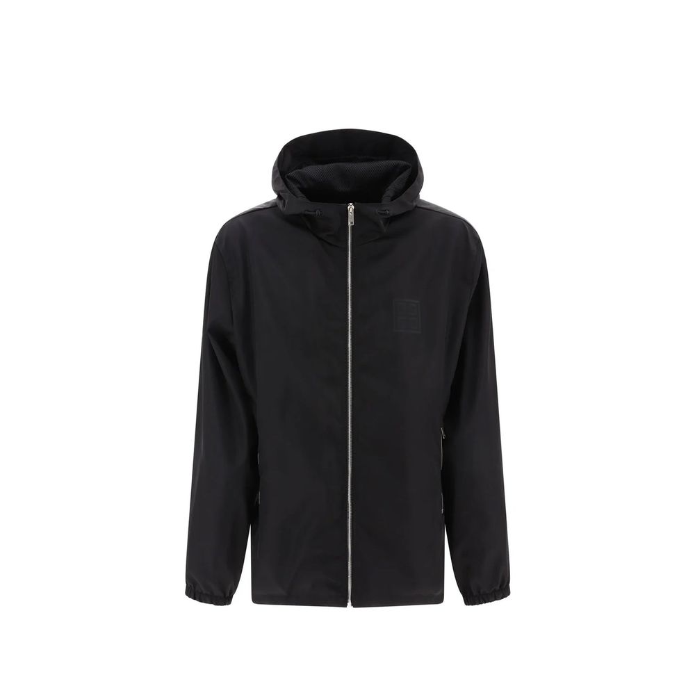 Veste en nylon noire Givenchy, manteau léger avec capuche et fermeture éclair, style moderne et élégant.