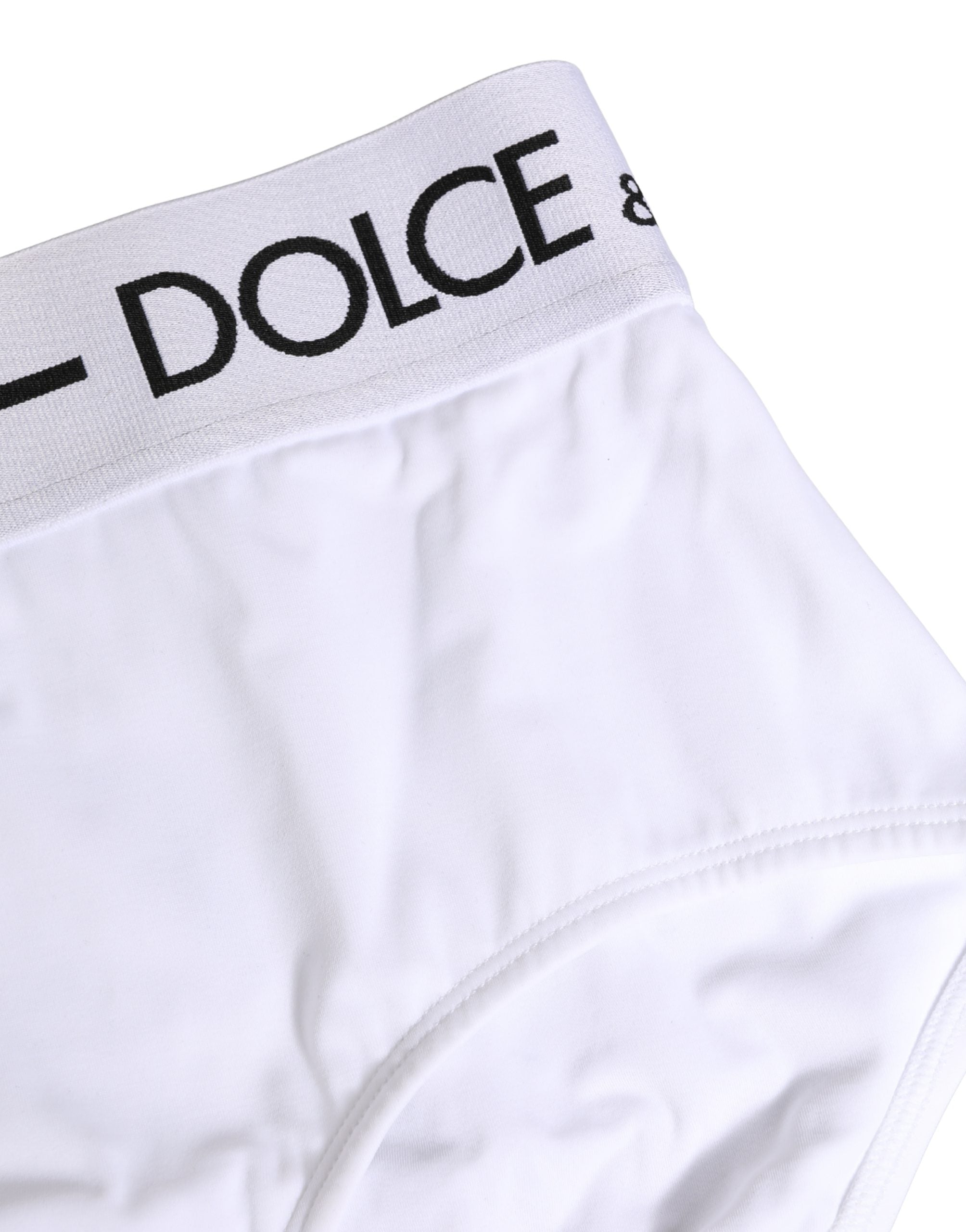 Culotte blanche en nylon Dolce & Gabbana avec logo à la taille, sous-vêtement élégant et confortable.