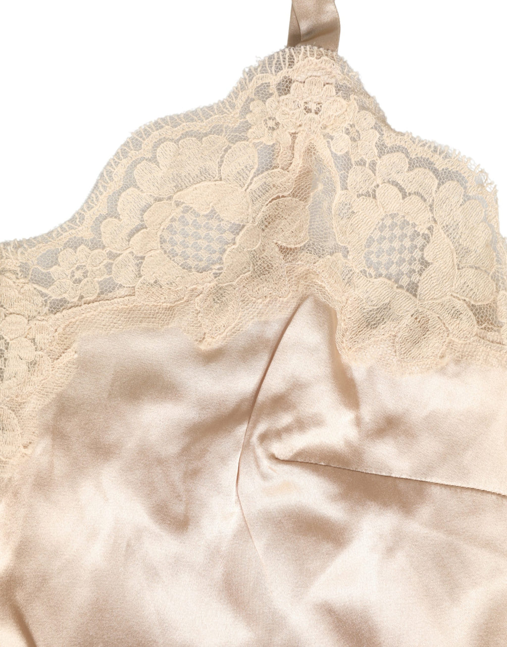 Nuisette en satin de soie beige avec dentelle, lingerie Dolce & Gabbana élégante et raffinée, vue de l'avant.