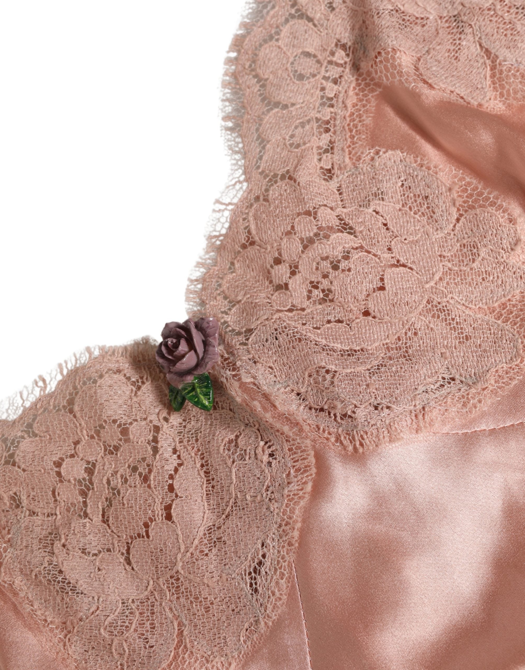 Tank de lingerie en satin de soie rose avec dentelle, Dolce & Gabbana, vêtement de nuit élégant et confortable.