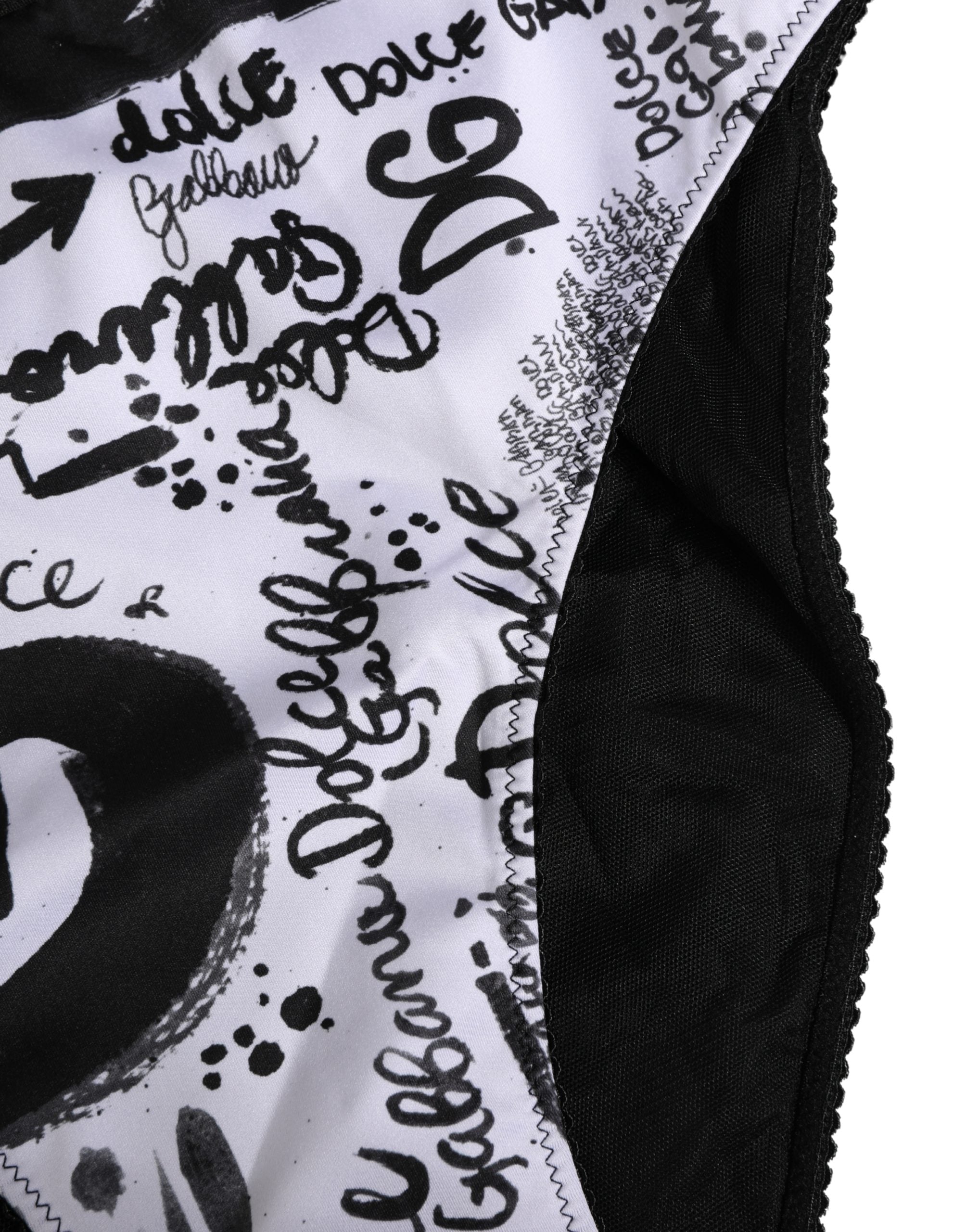Culotte haute Dolce & Gabbana en noir et blanc avec logo graphique, sous-vêtement élégant et confortable pour femmes.