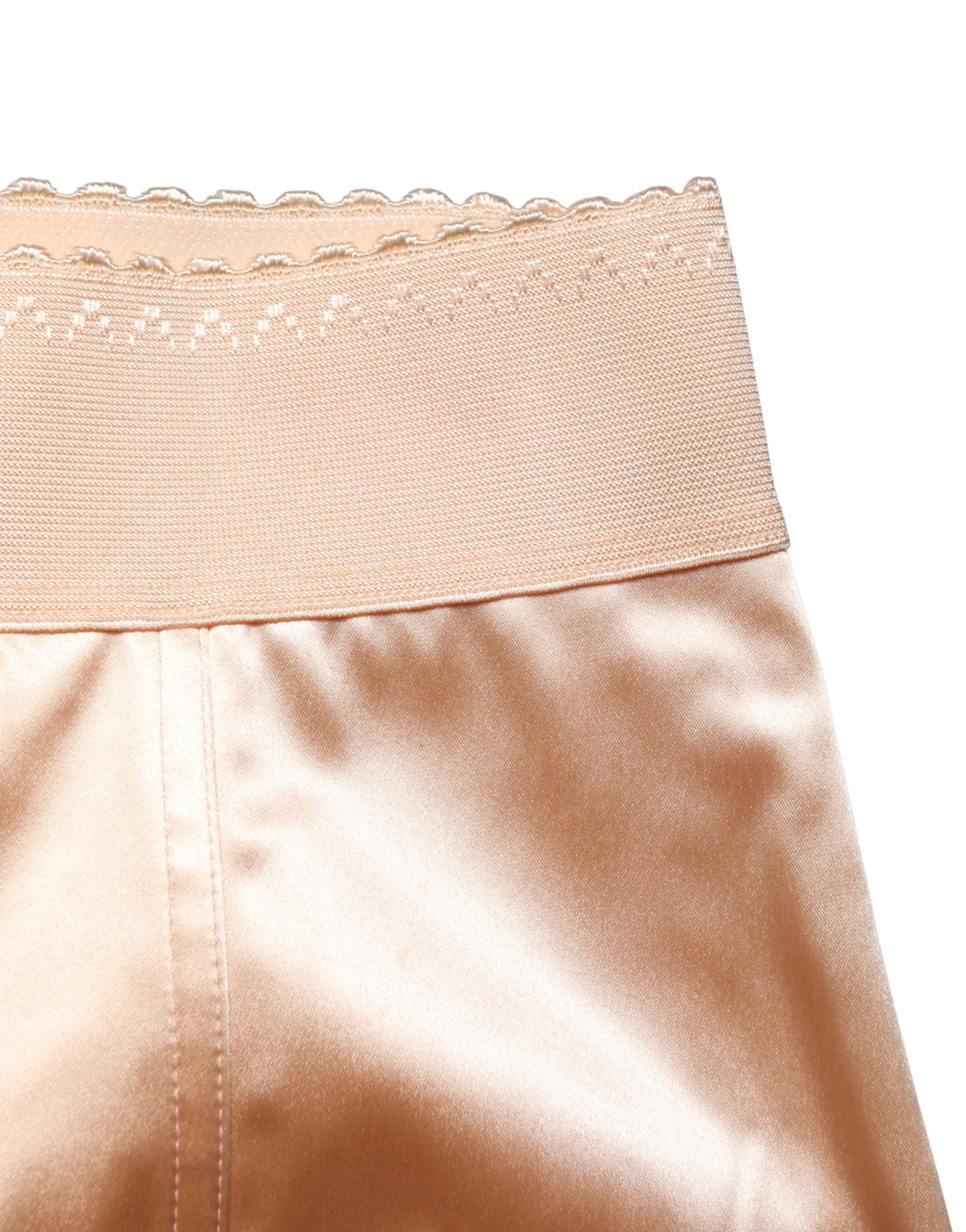 Culotte haute en soie mélangée beige de Dolce & Gabbana, sous-vêtements féminins élégants et confortables.