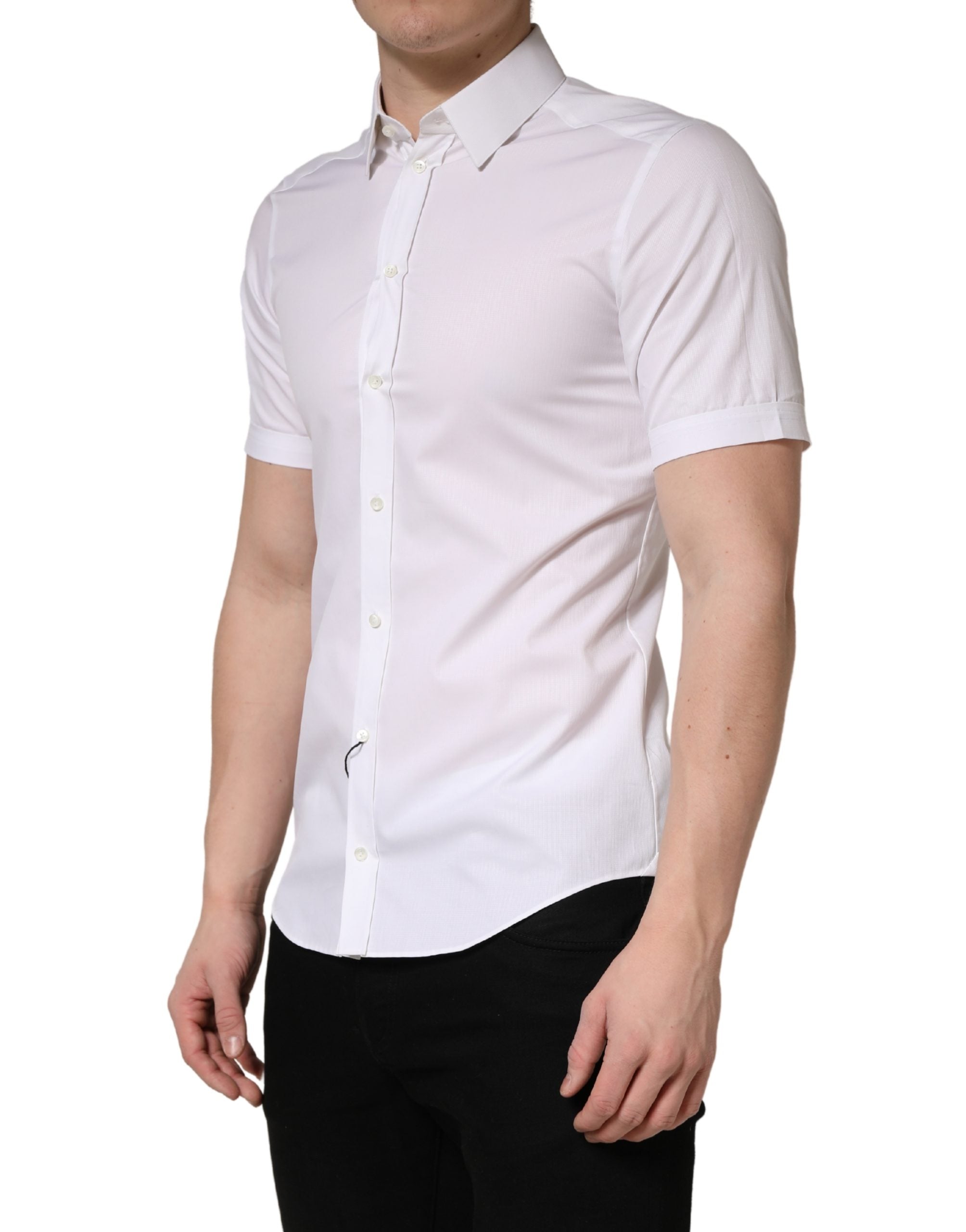 Chemise blanche en coton à manches courtes et boutons de Dolce & Gabbana, vue de face avec col classique.