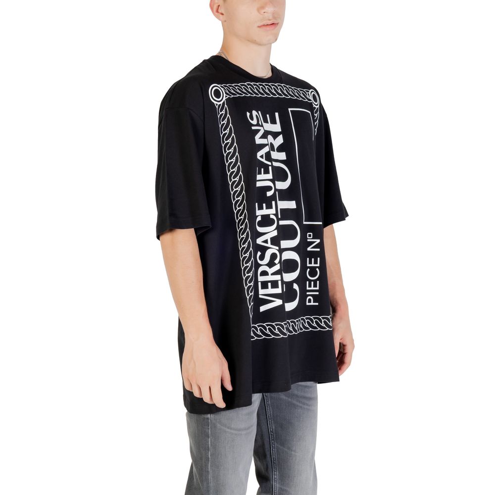 T-shirt en coton noir Versace Jeans, coupe classique, avec logo distinctif sur le devant, pour un style décontracté et tendance.