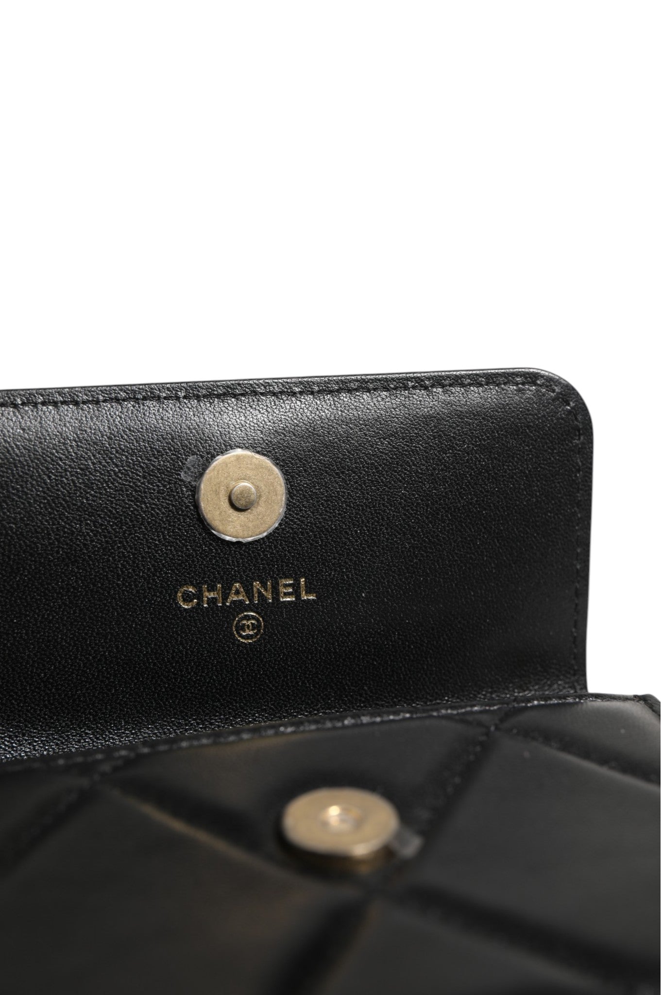 Chanel 19 Flap Coin Purse Gestepptes Leder Schwarz Umhängetasche