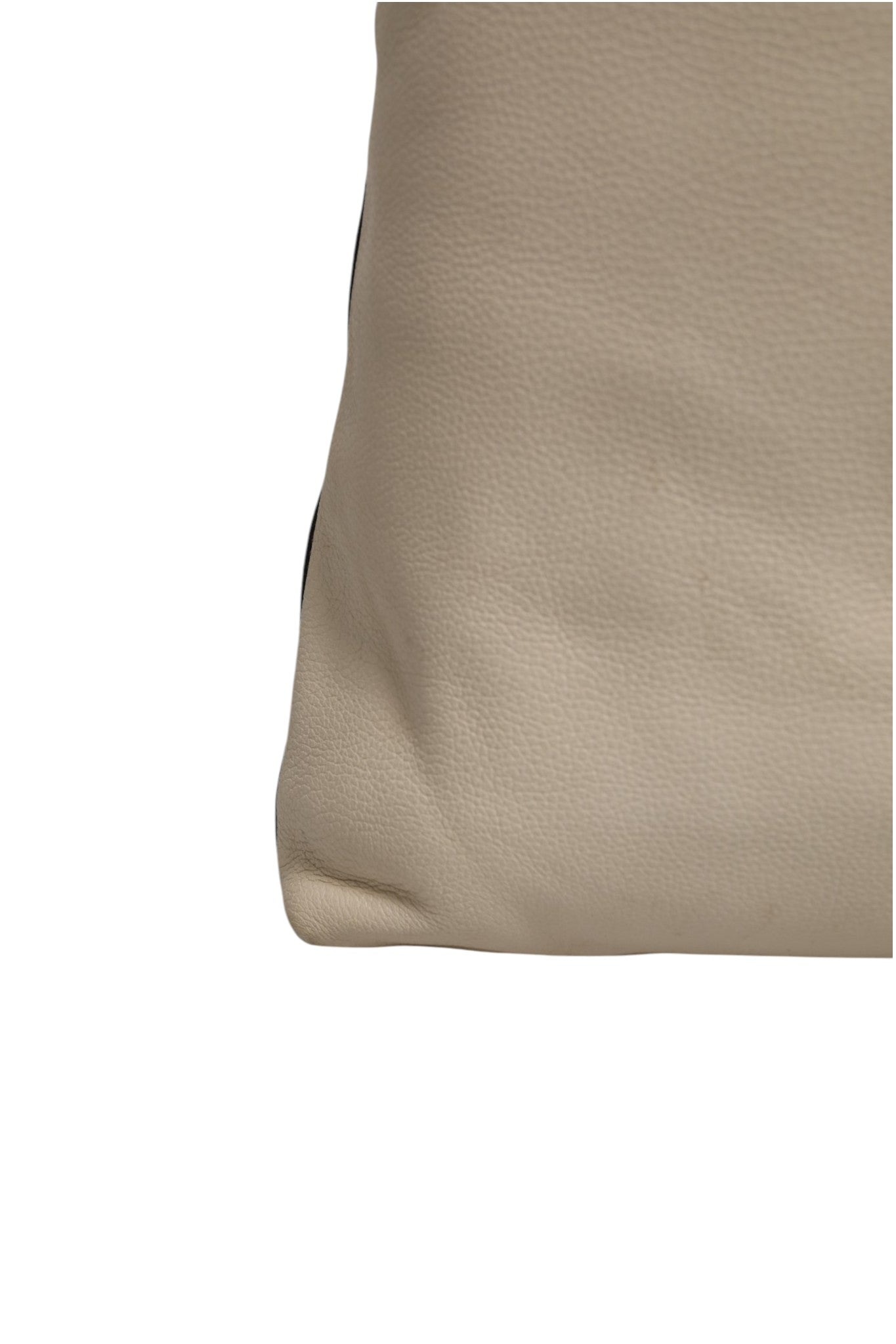 Sac shopper Gucci Web Sherry avec logo imprimé blanc et détails en toile, mode élégante et pratique pour le quotidien.