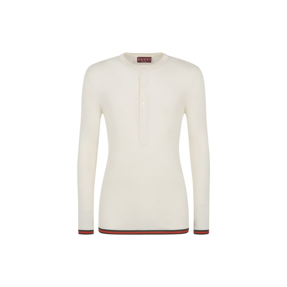 T-shirt en soie blanche Gucci pour homme, coupe classique, avec logo Gucci discret sur la poitrine.
