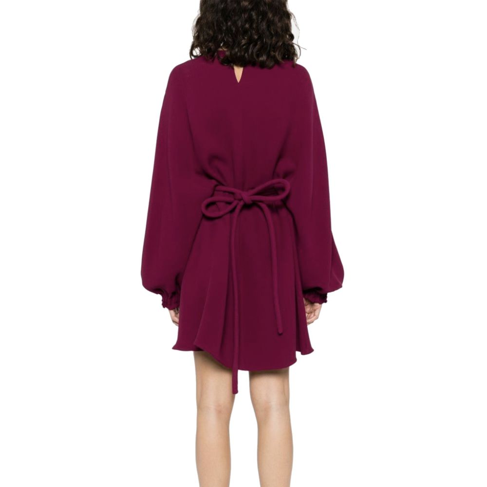Robe décontractée en soie violette de la marque Fendi, coupe fluide et élégante, idéale pour un style chic et confortable.
