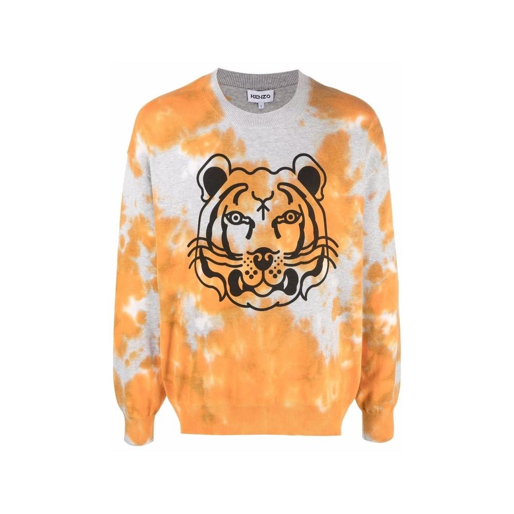 Sweatshirt en coton orange de Kenzo avec logo, porté sur mannequin, détail de la texture et du design tendance.