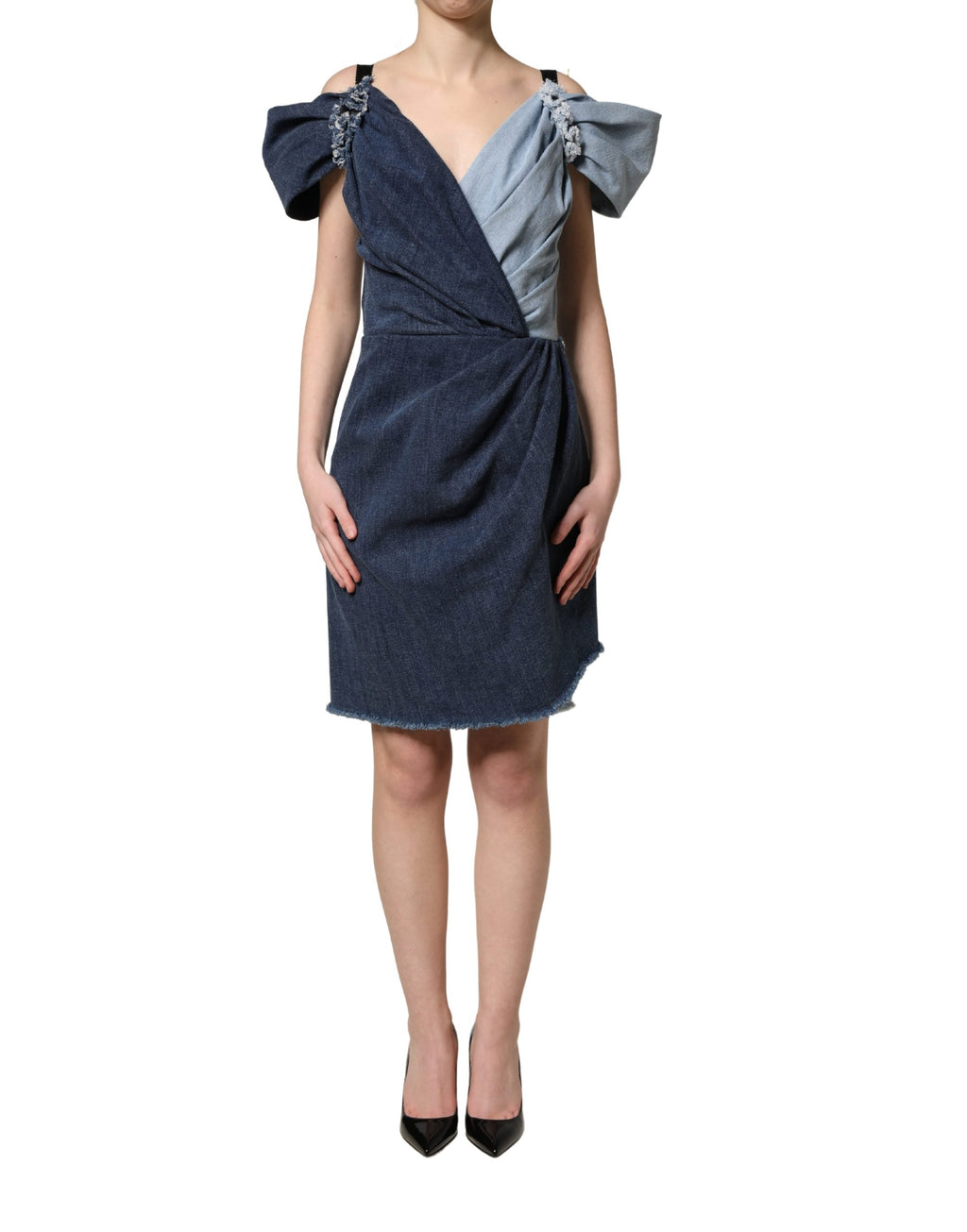 Robe courte en denim patchwork bleu de Dolce & Gabbana, coupe moulante et élégante, en coton.