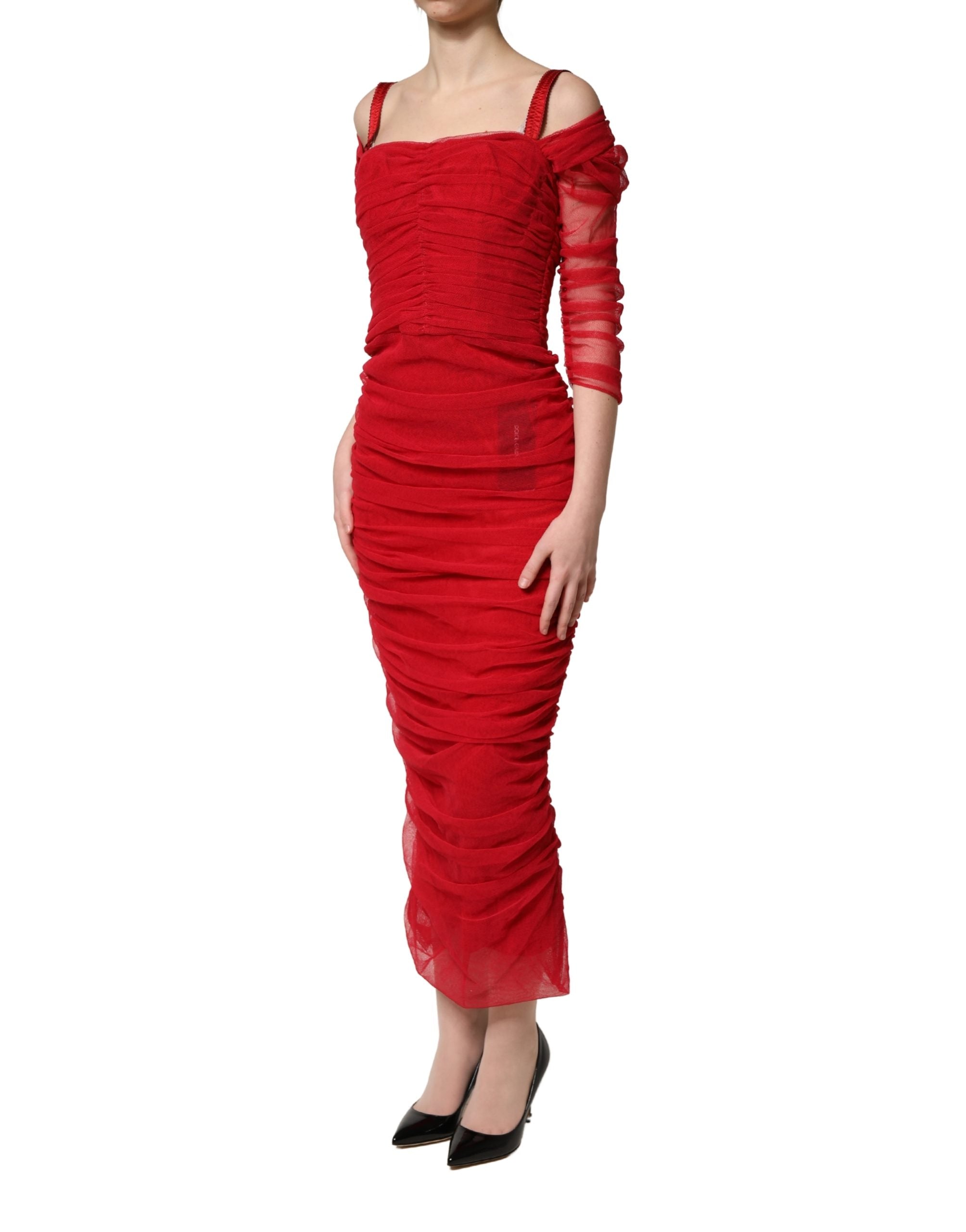 Robe midi en coton rouge Dolce & Gabbana avec ruches, stretch en tulle, élégante et fluide, vue de face.