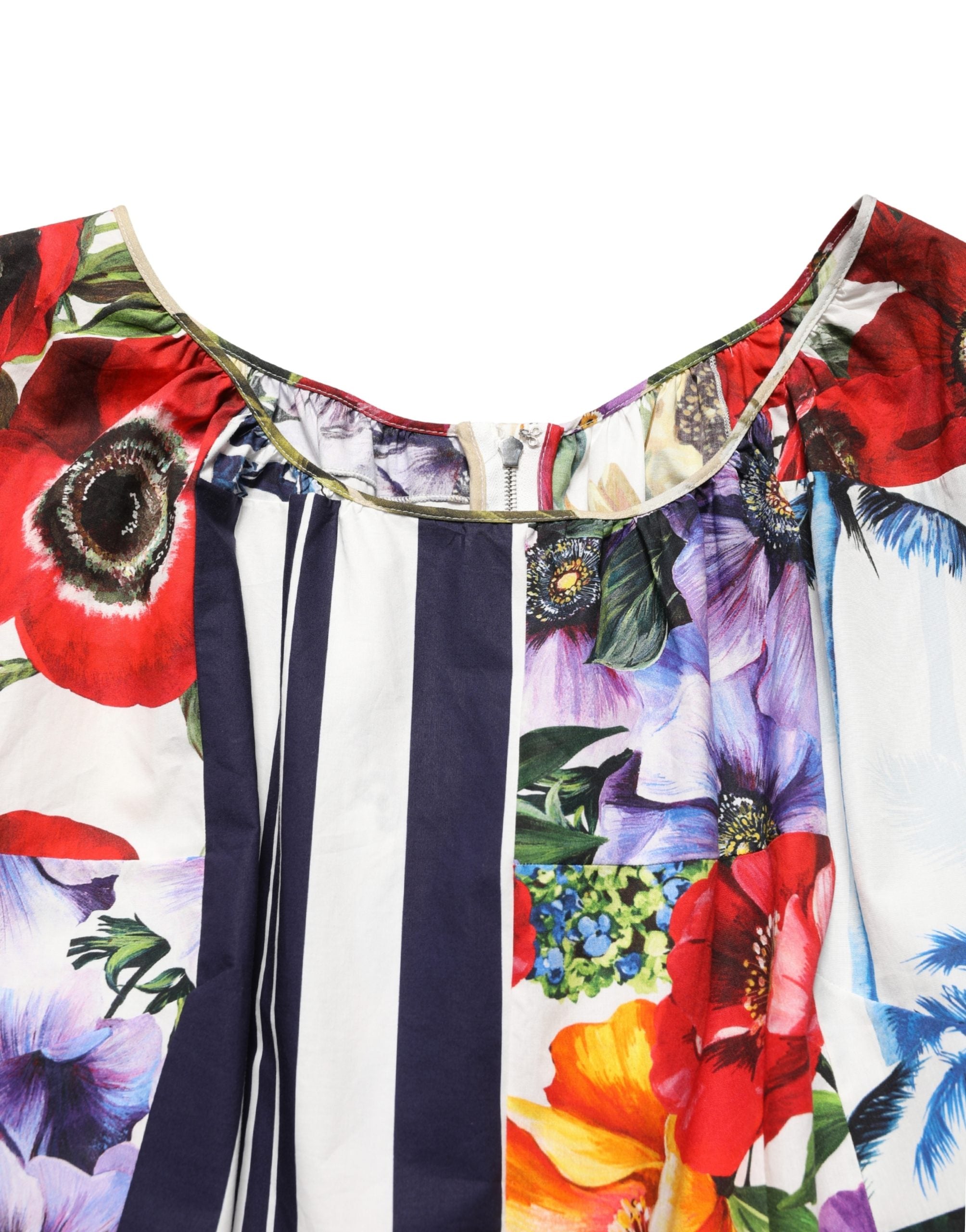 Robe courte en coton popeline à patchworks multicolores de Dolce & Gabbana, style élégant et coloré.