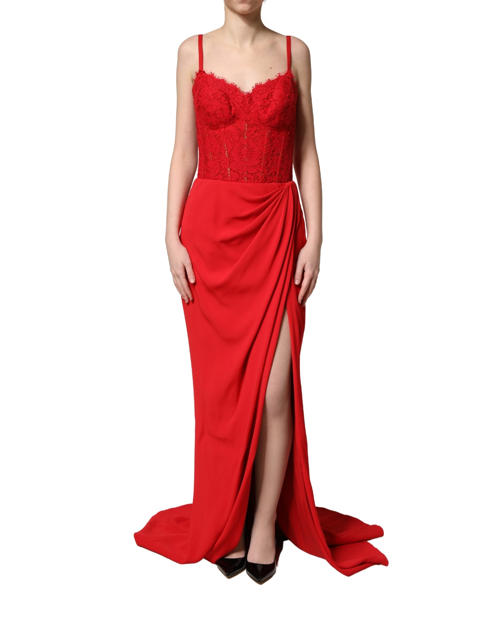 Robe longue Dolce & Gabbana, corset rouge en dentelle avec bustier drapé et design élégant, vue de face.